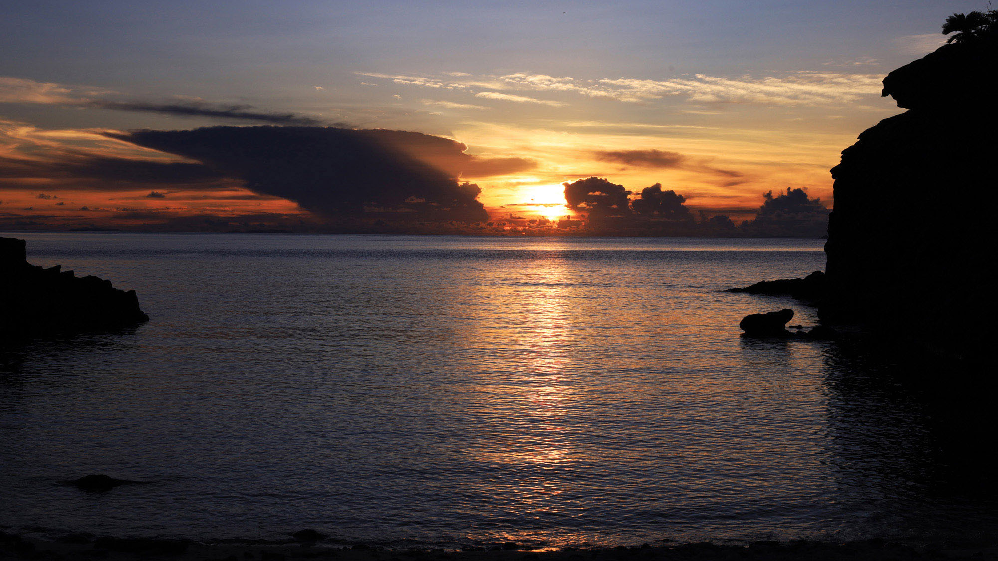 【座間味の夕日】