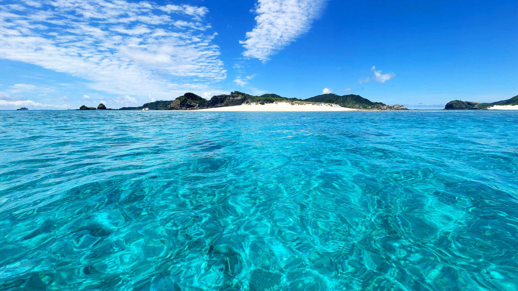 【座間味の海】