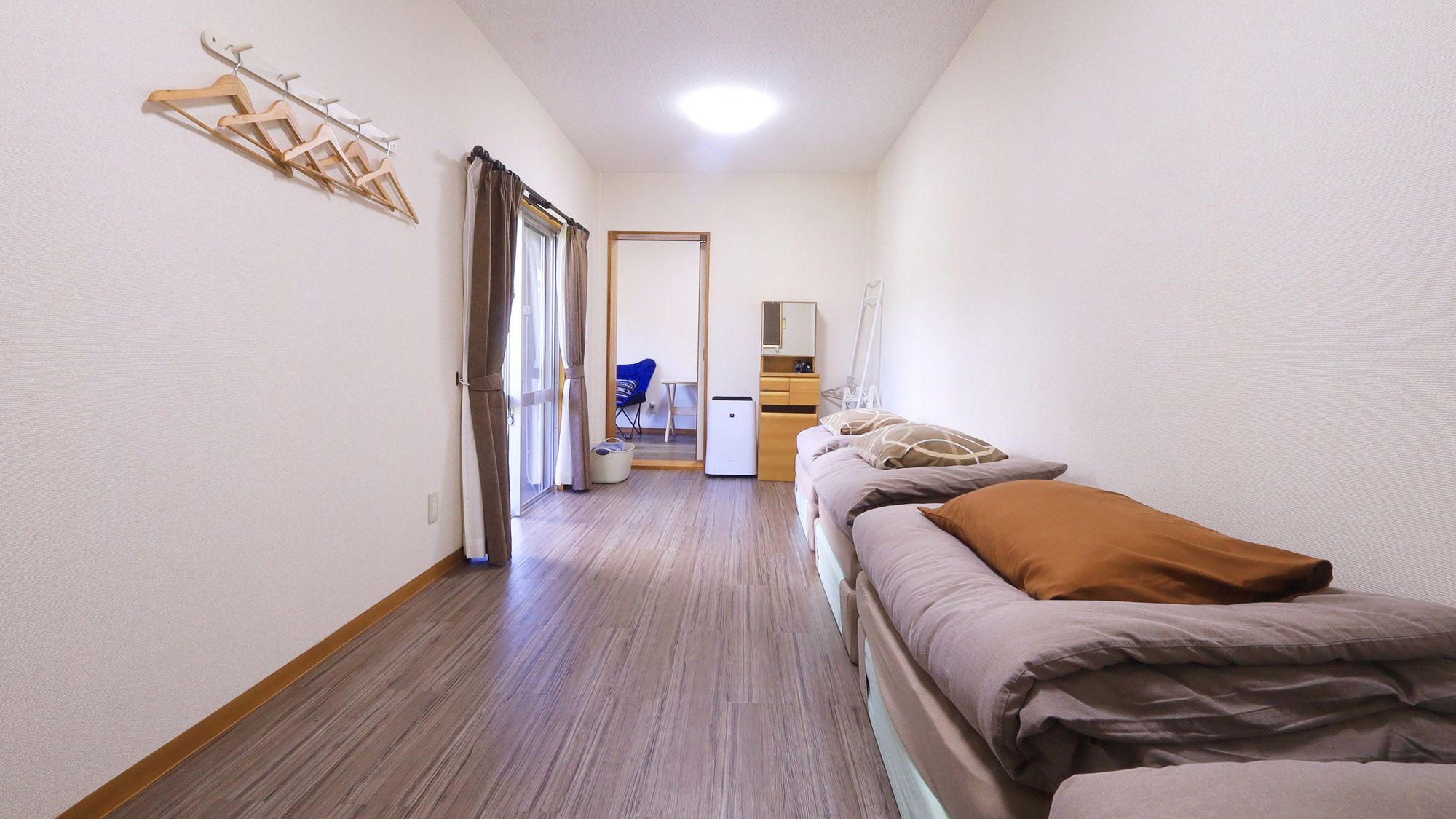 【フォースルーム】