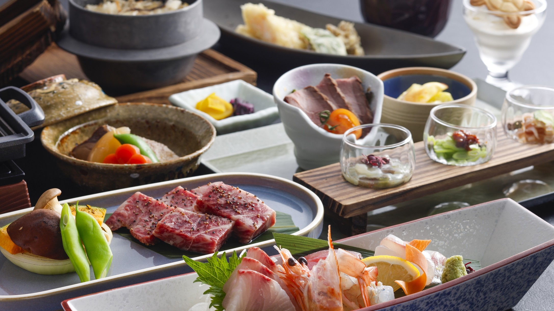 【2食付グレードアップ／愛姫牛鉄板焼き×鮮魚の盛合せ！】癒しの温泉＆宇和海の恵みをご堪能♪