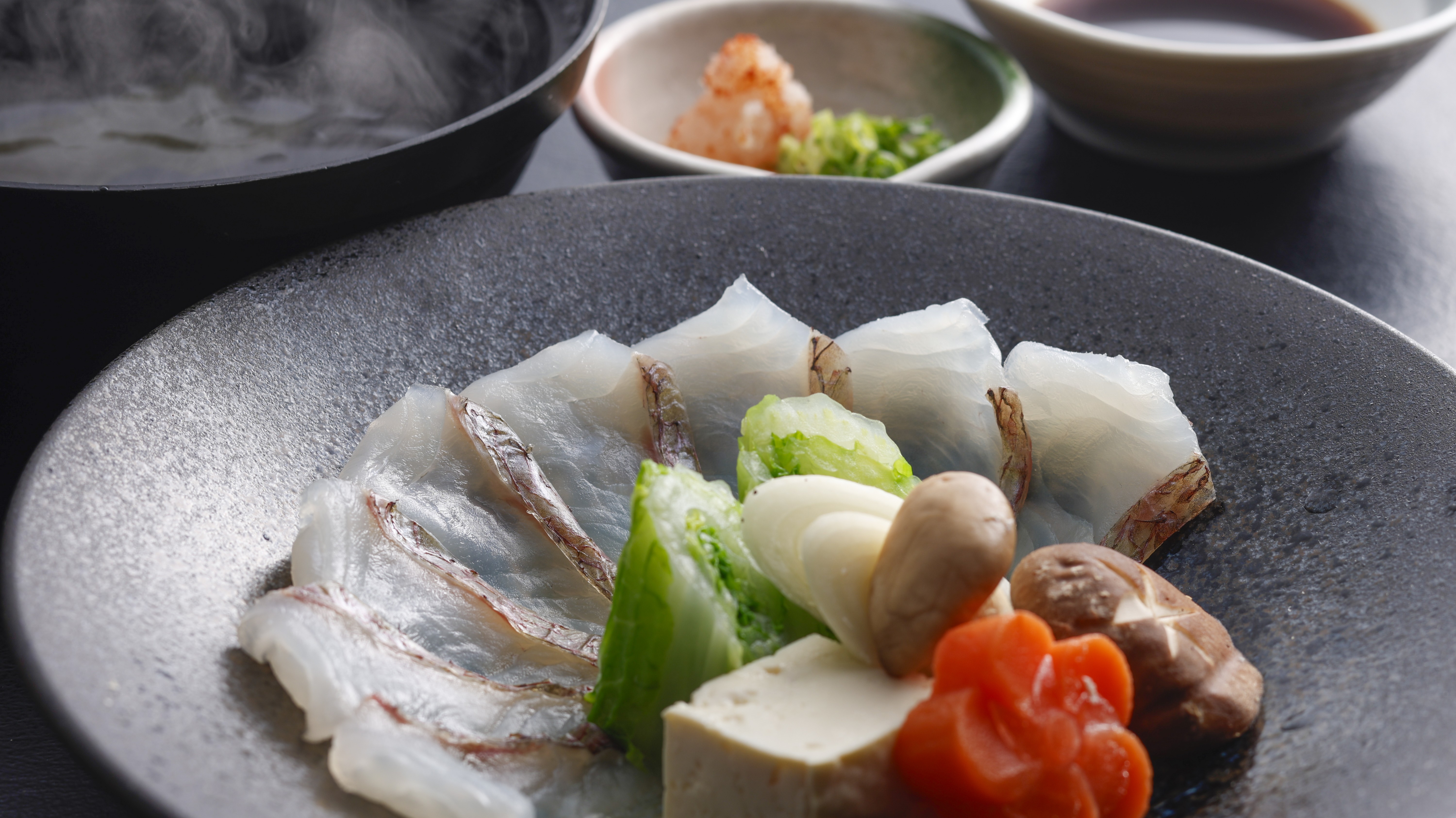 【スタンダード夕食　一品】鯛のしゃぶしゃぶ（一例）