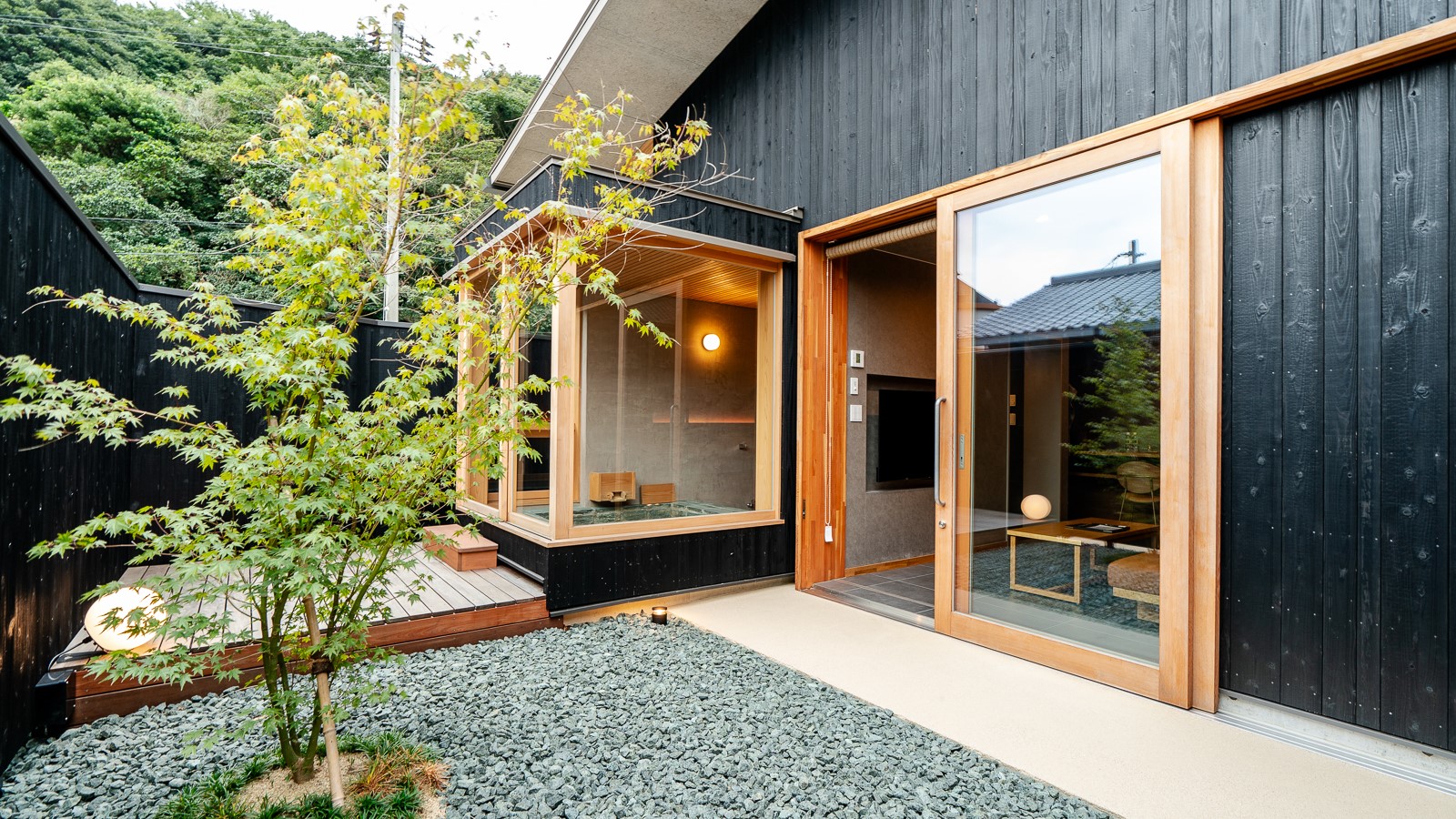 【光301】露天風呂風の内風呂付き客室（客室例