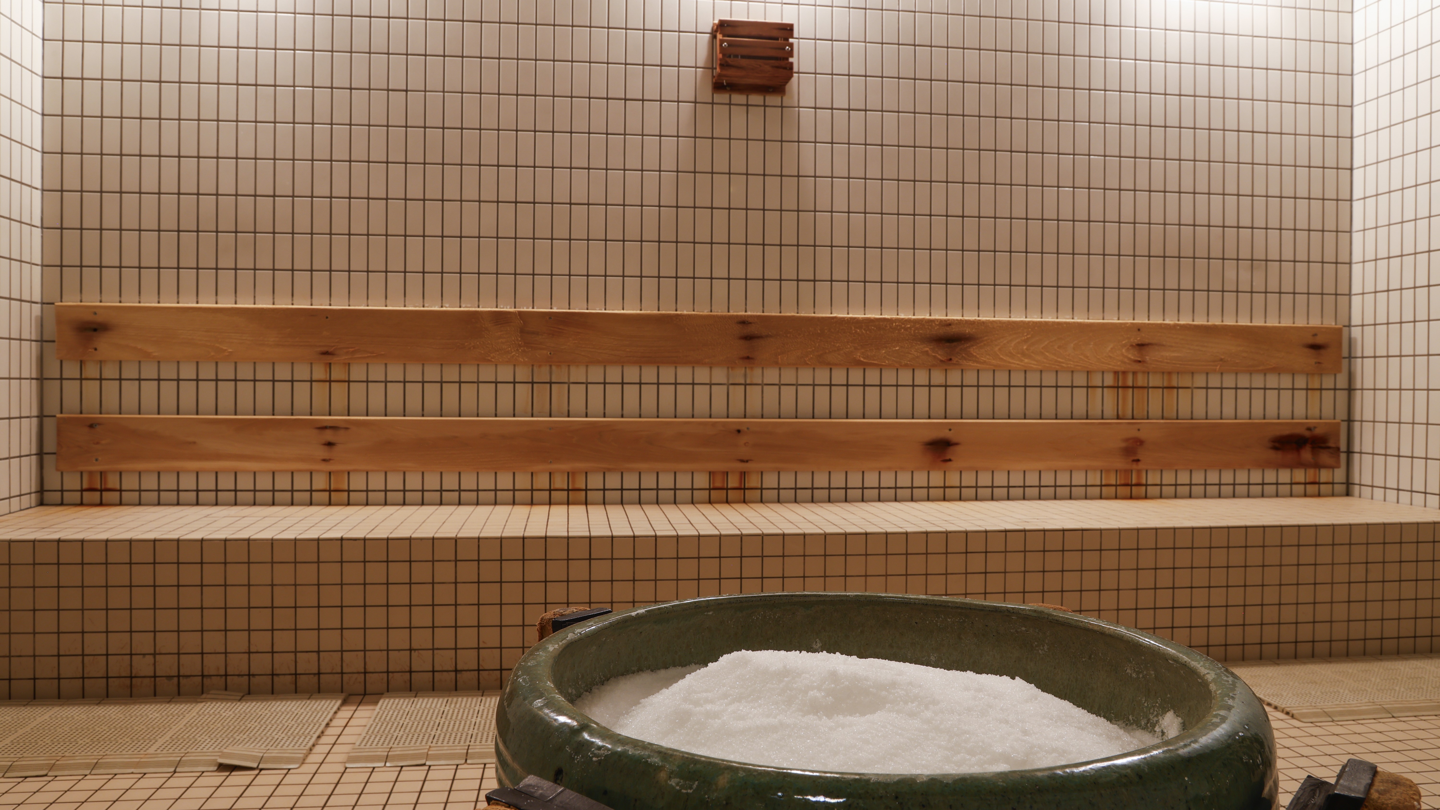 【大浴場】塩サウナ
