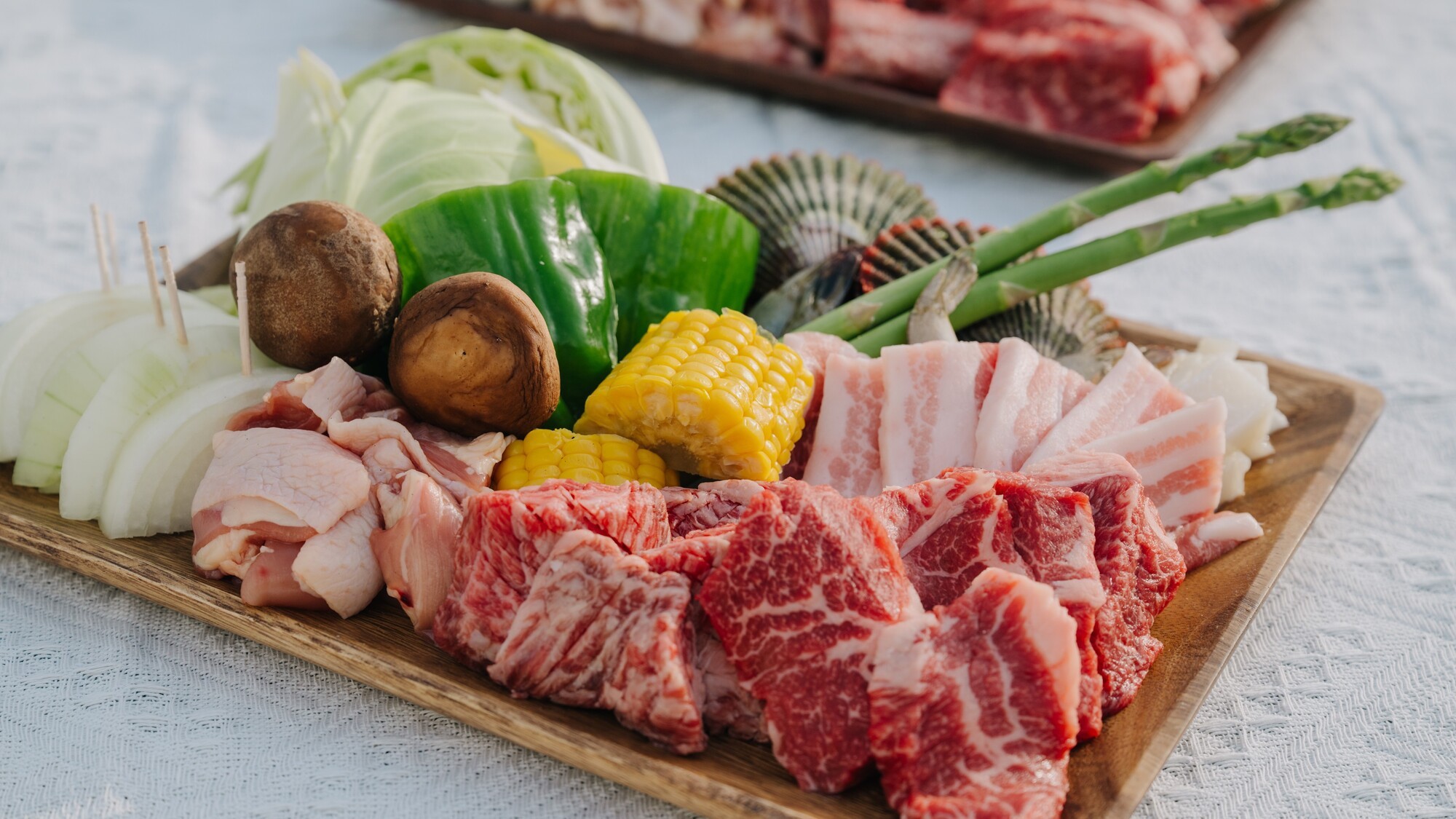 【開業2周年記念第2弾★30％OFF！】ご当地食材贅沢盛りBBQ♪★朝食はピザ焼き体験＜2食付＞