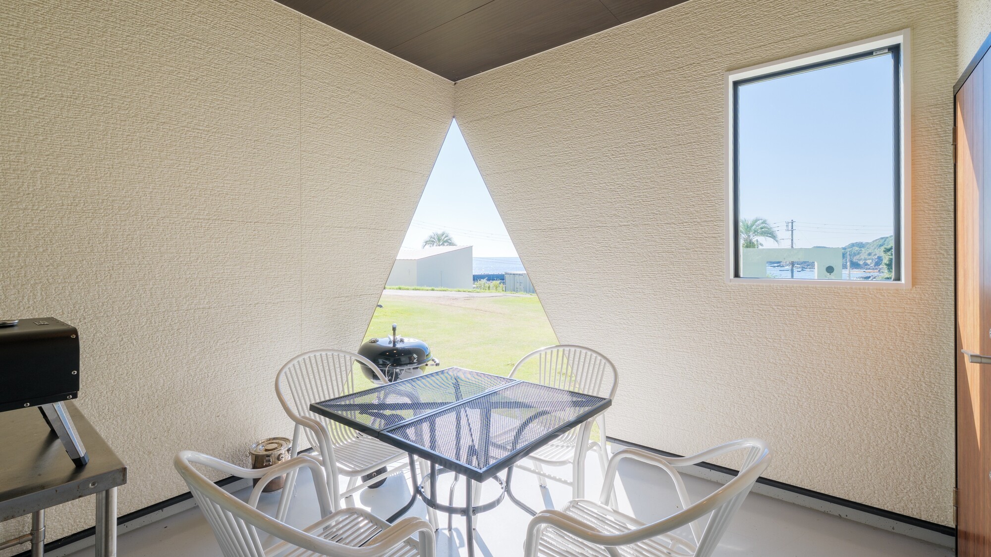 コテージ（定員4名）