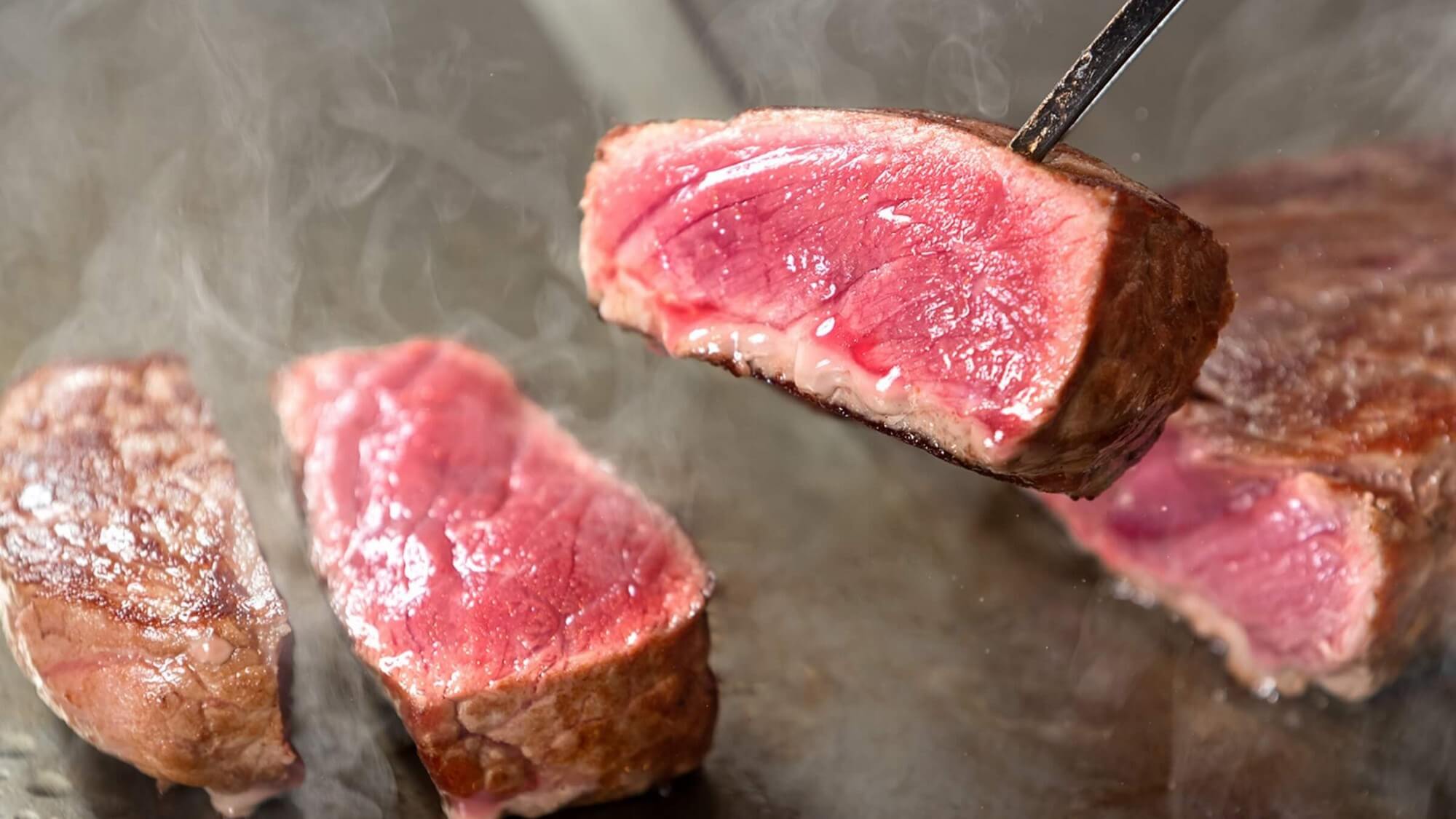 【氷見牛】肉のプロフェッショナルが厳選した上質な氷見牛を、鉄板焼きで