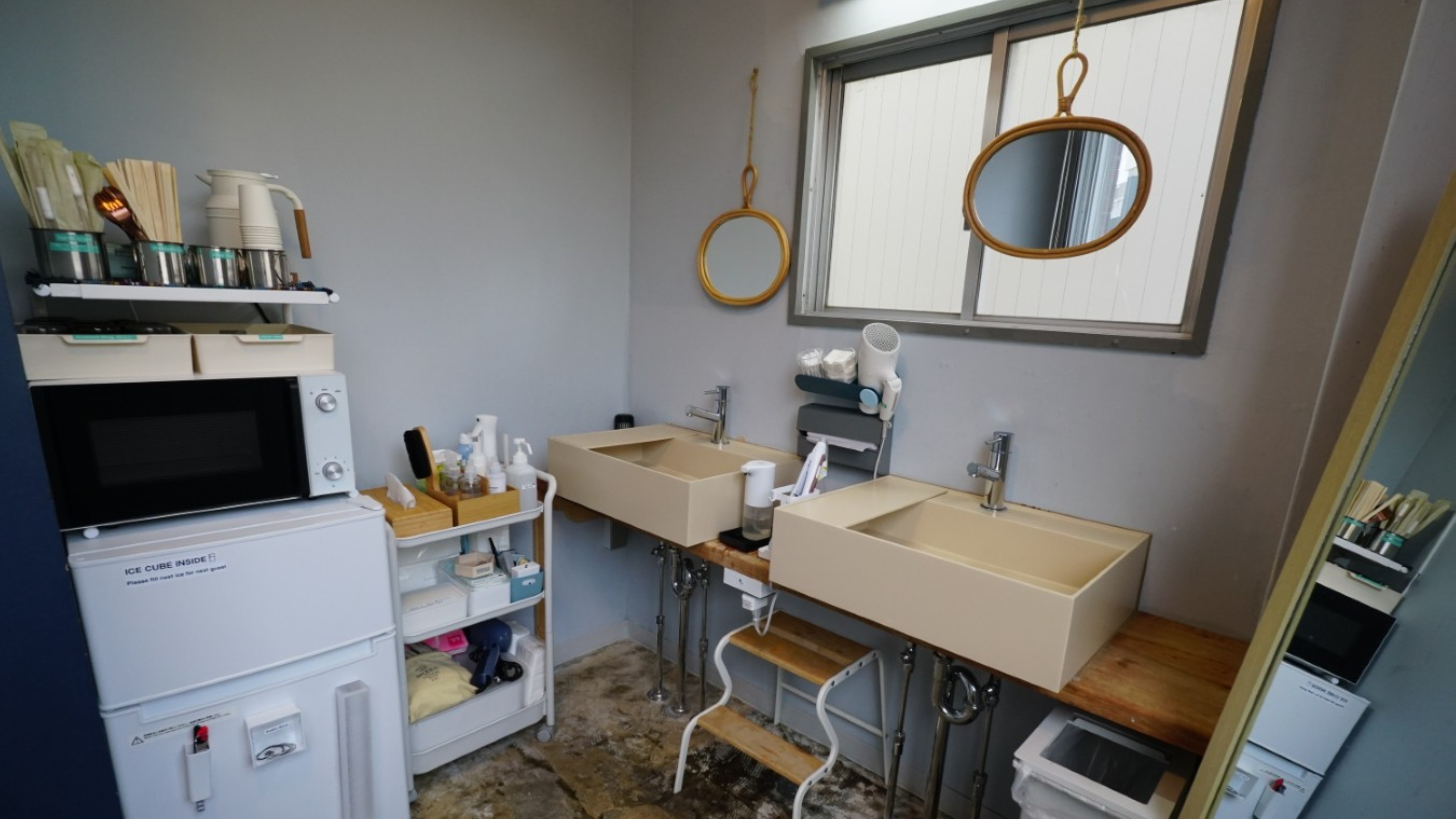 洗面１　ドレッサールーム