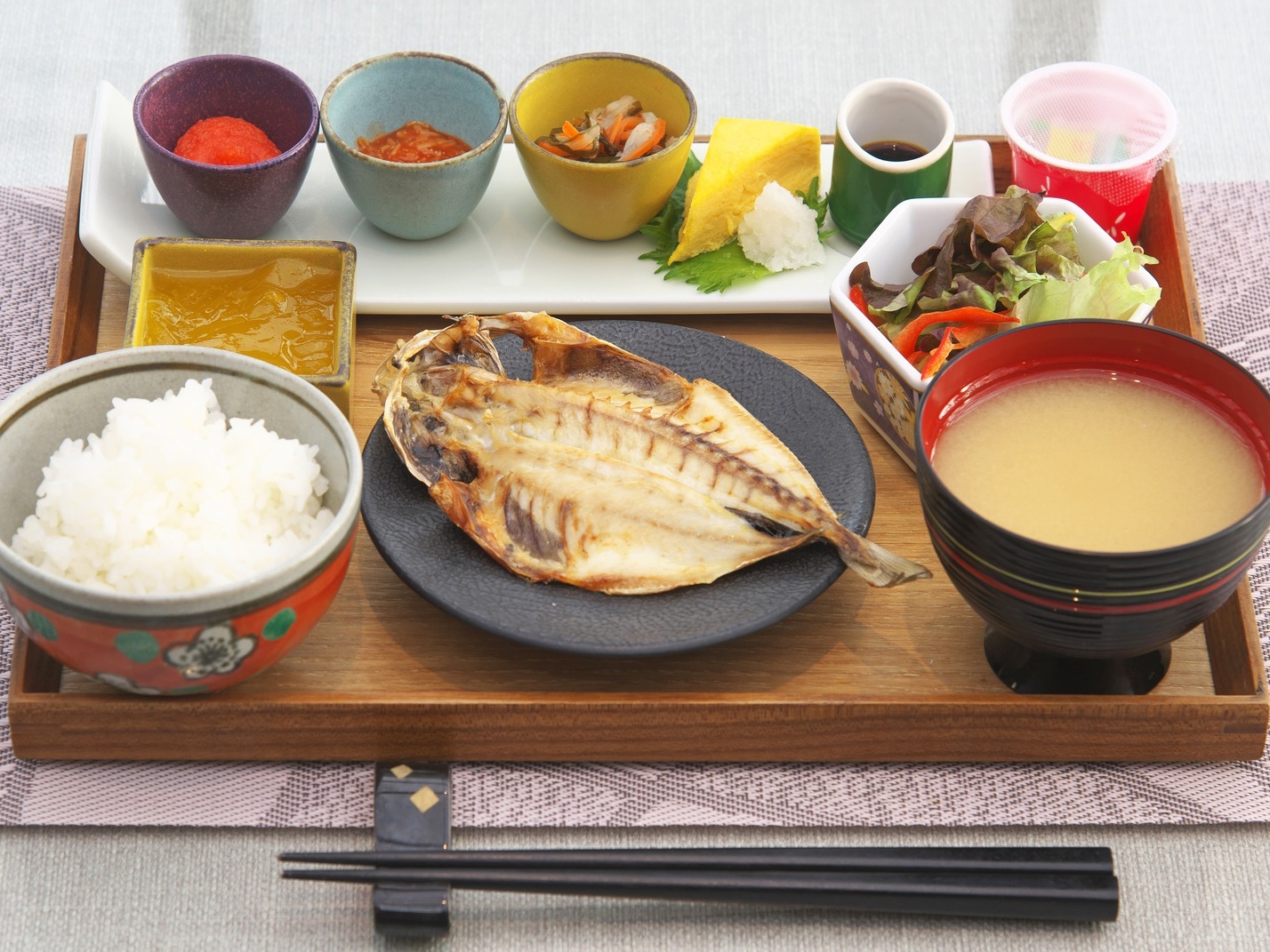 【10日前限定】【朝食付】『貸切温泉無料』広々としたお部屋でのんびり過ごす