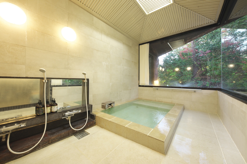 【10日前限定】【朝食付】『貸切温泉無料』広々としたお部屋でのんびり過ごす