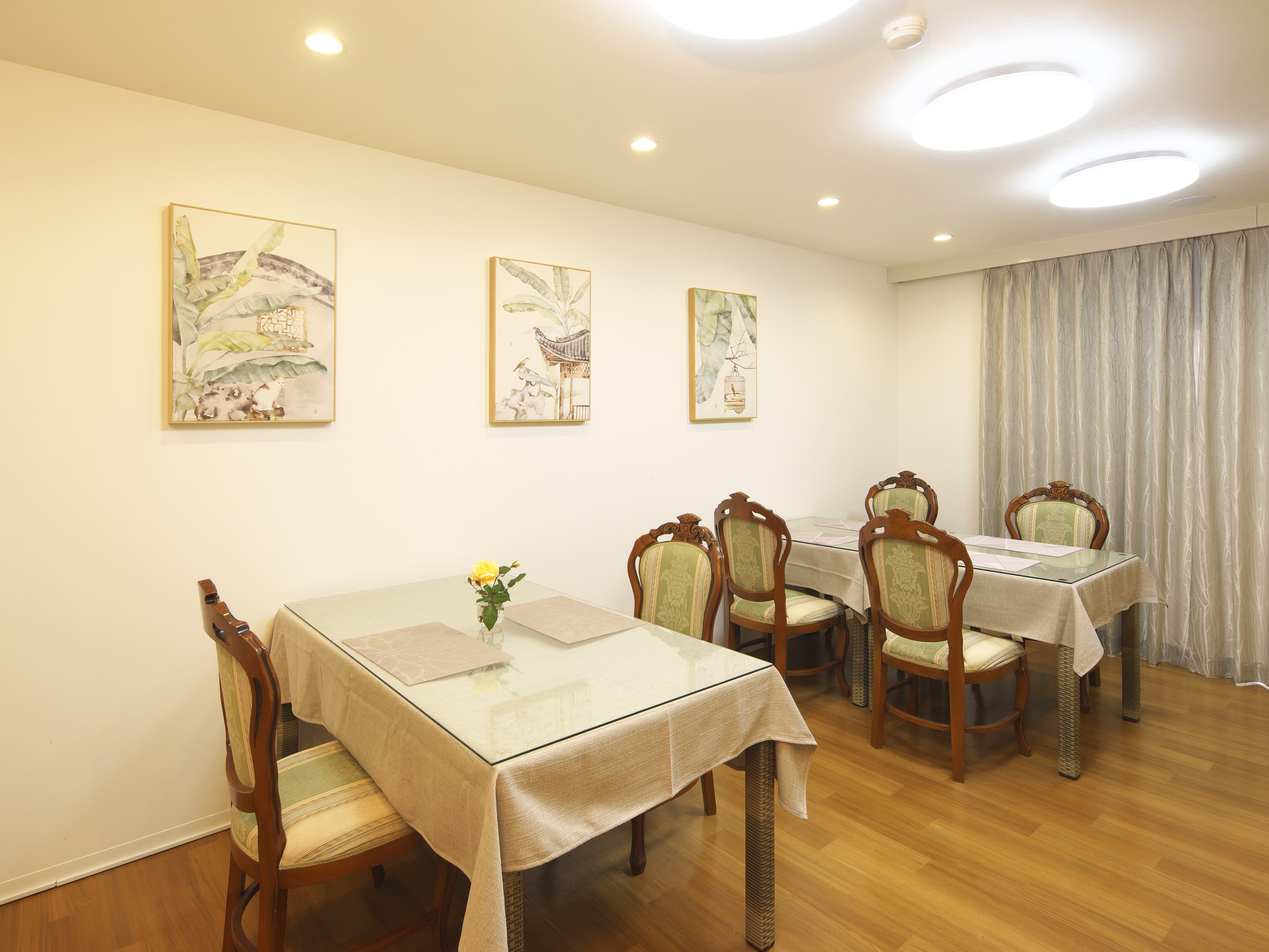 室内レストラン