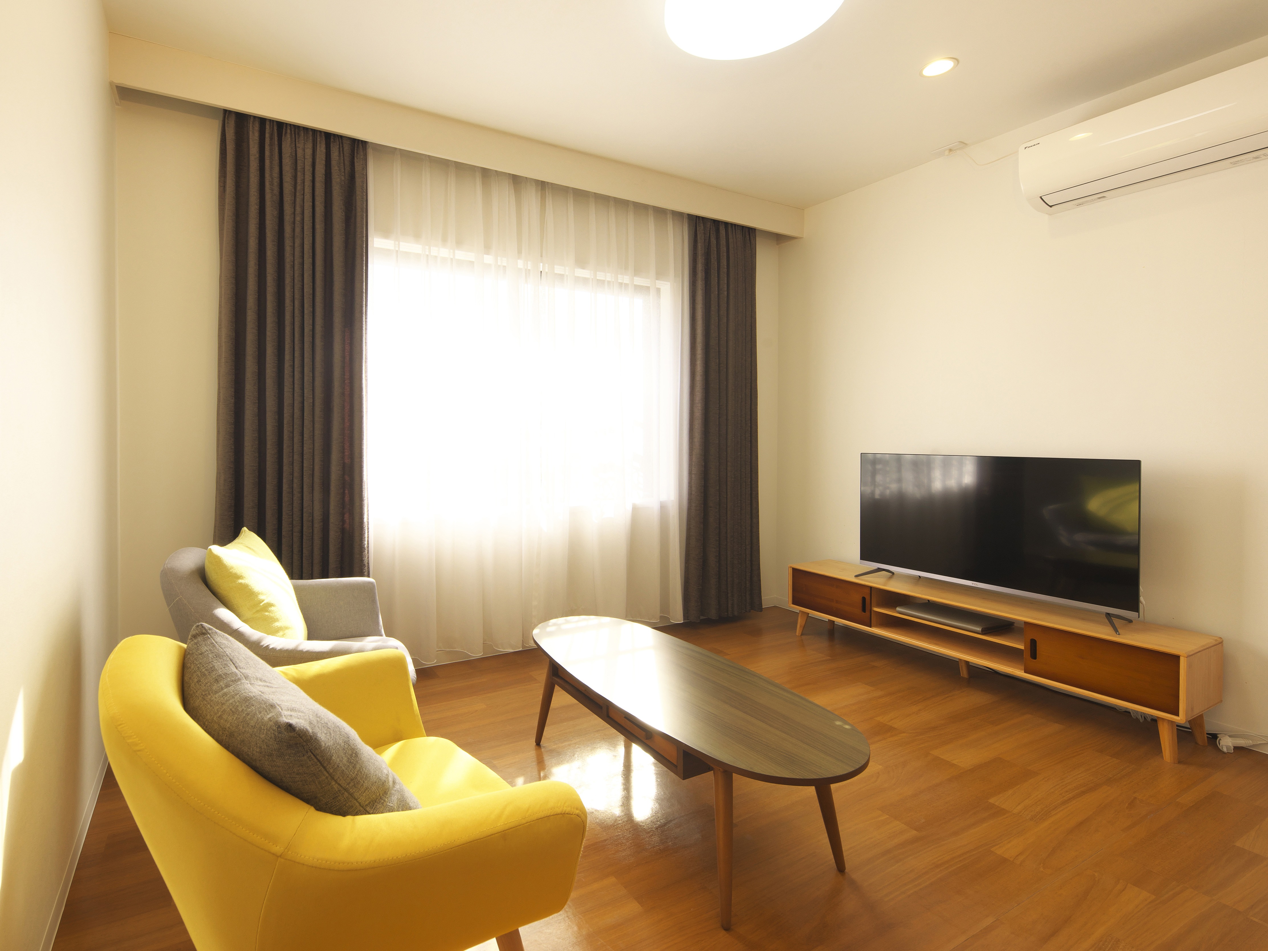 【101号室 44.8㎡】ダブルルームリビングスペース 1～2名