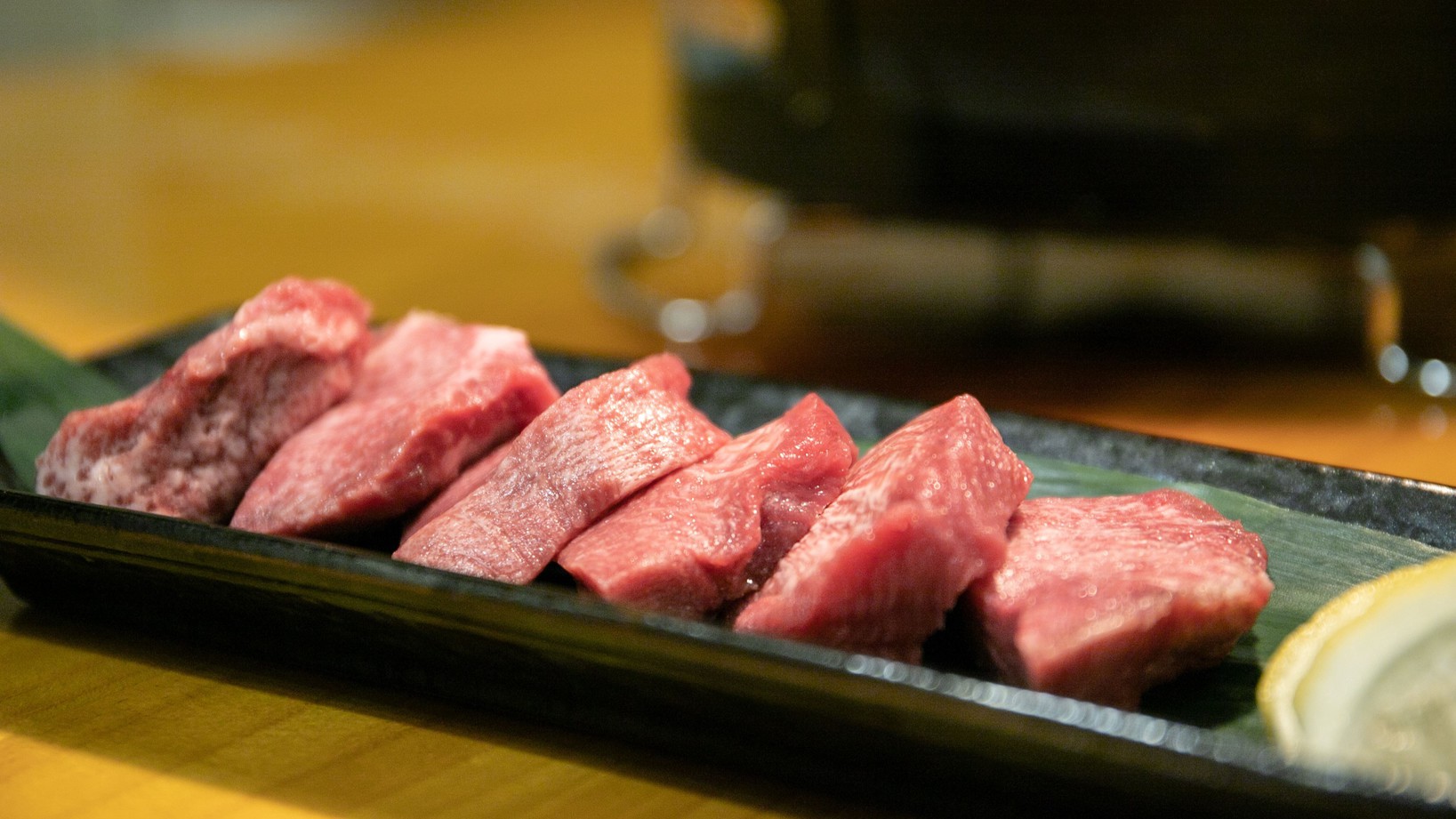 【食の都・仙台】ホテル近くの人気店♪提携店で使える食事券1000円×人数分付プラン