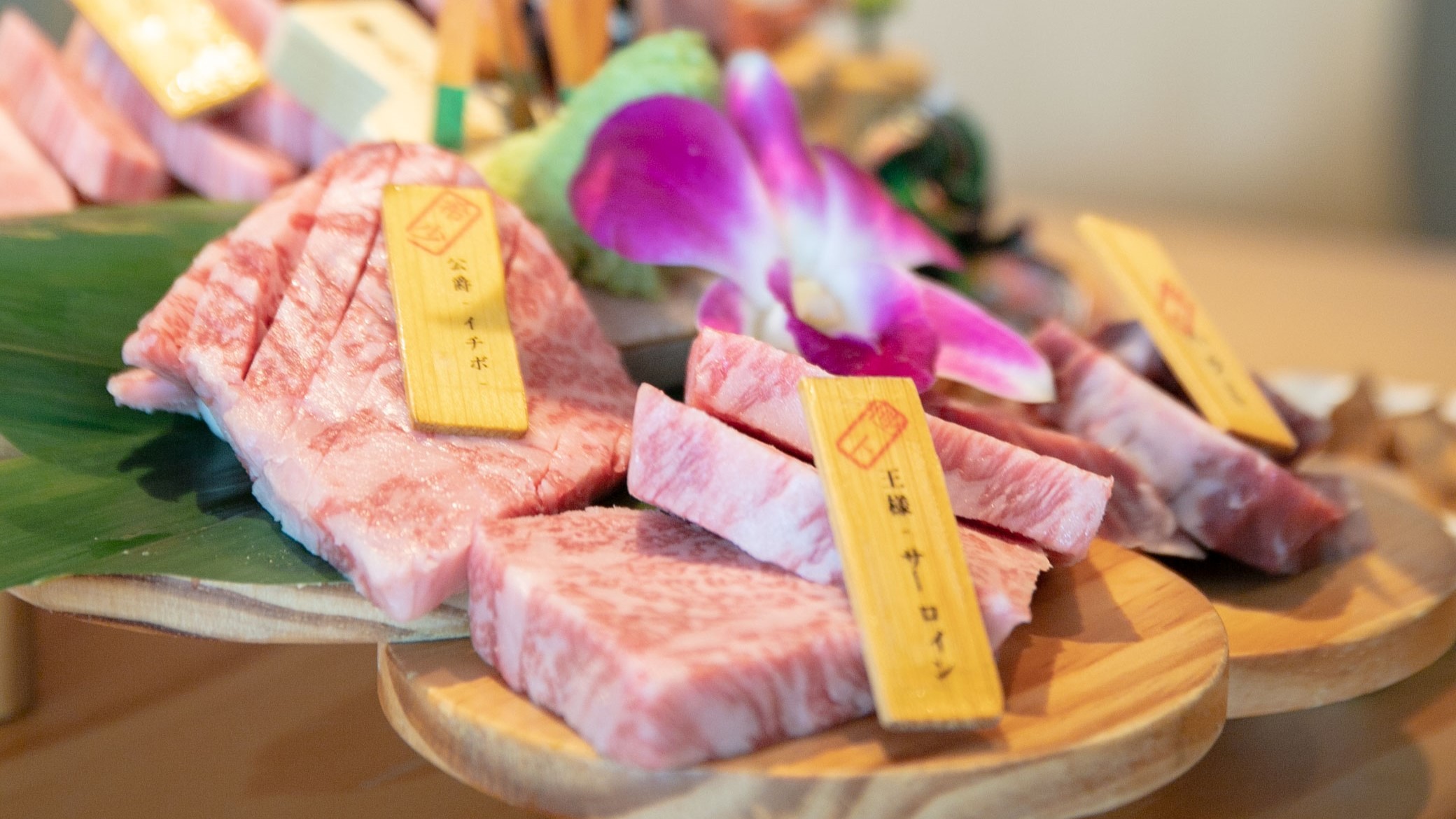 【名物を味わう】上質な牛タン・仙台牛などを堪能♪提携店で使える食事券5000円×人数分付プラン