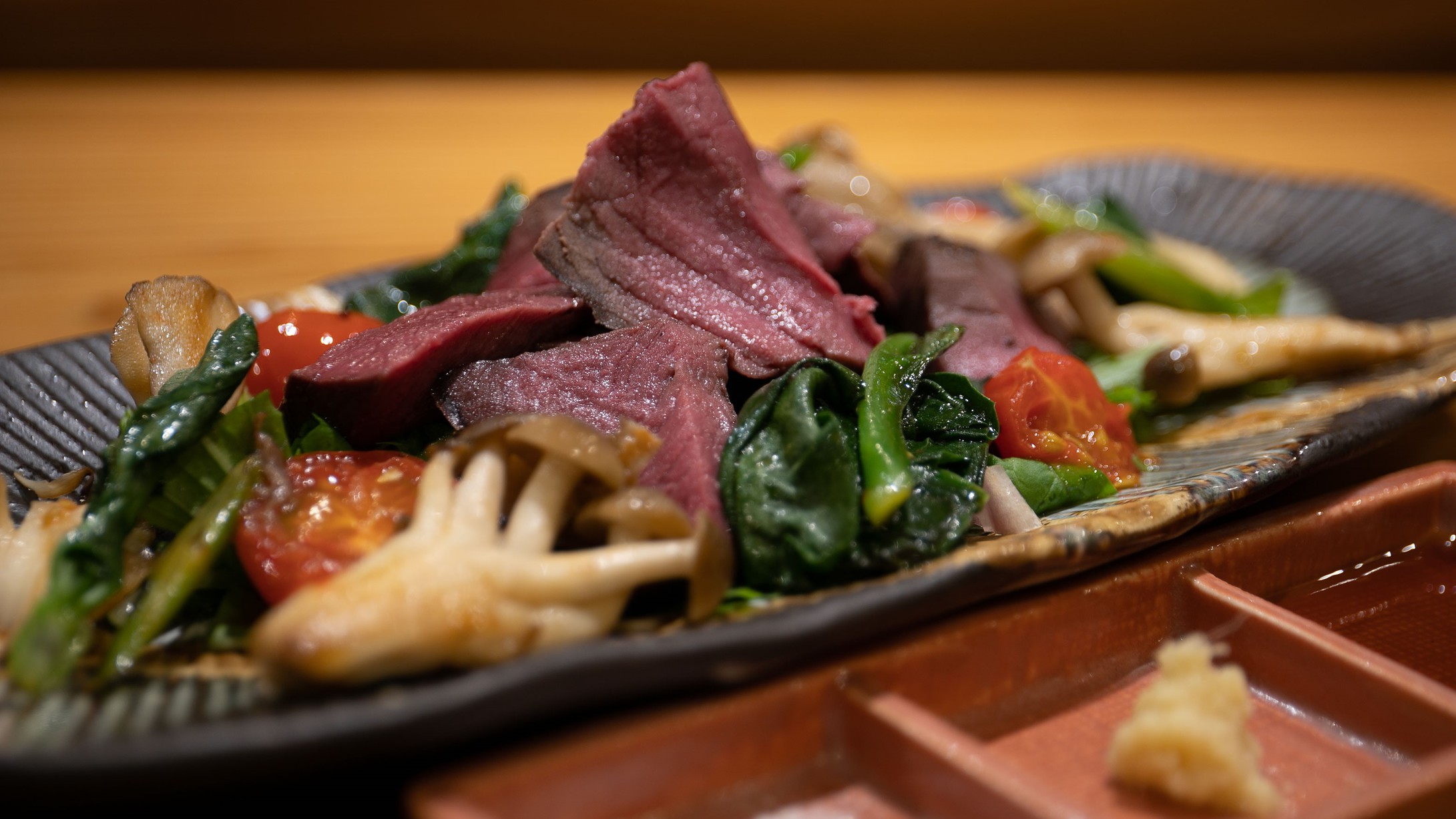 【地元民おすすめ】美味しいお酒と仙台グルメを堪能♪提携店で使える食事券3000円×人数分付プラン