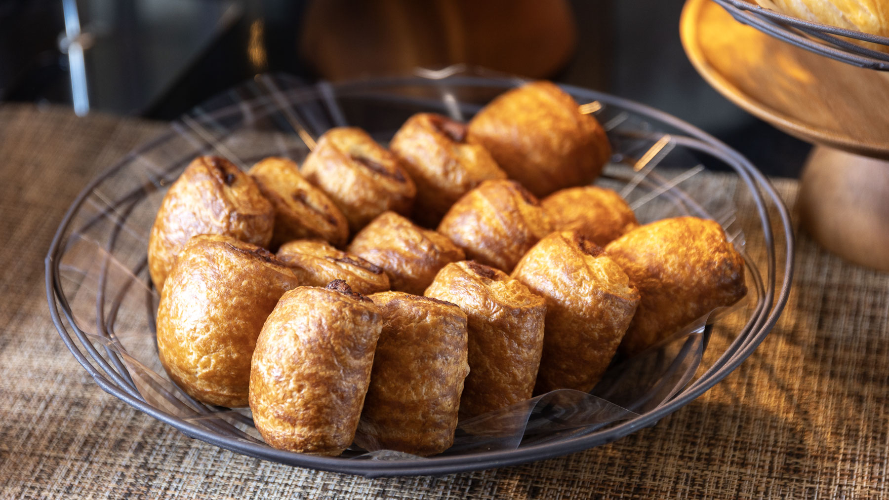 【朝食】スーパーホテルの焼きたてパン一度ご賞味ください