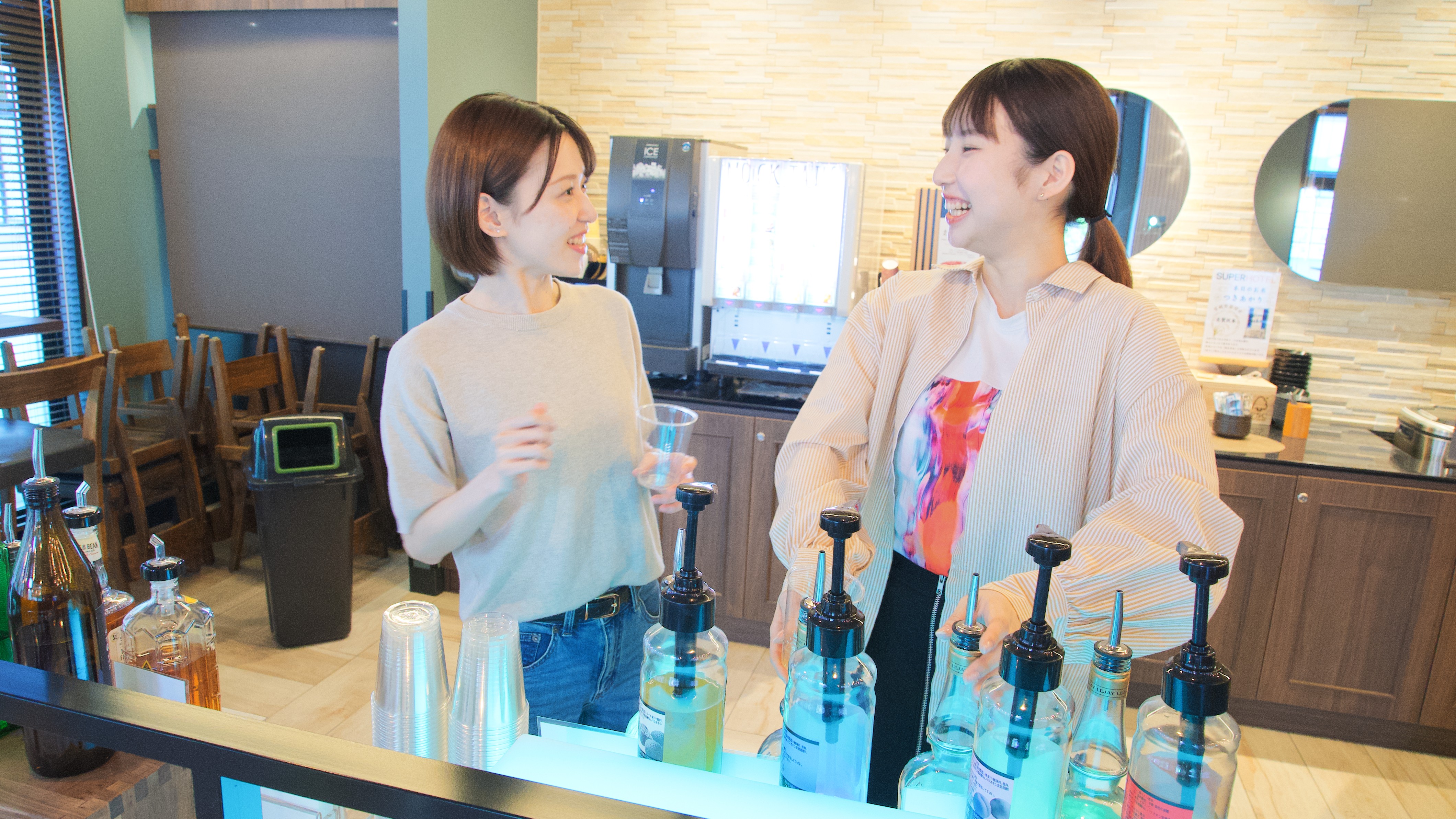 おしゃれな空間で、友達と語らう時間も素敵に