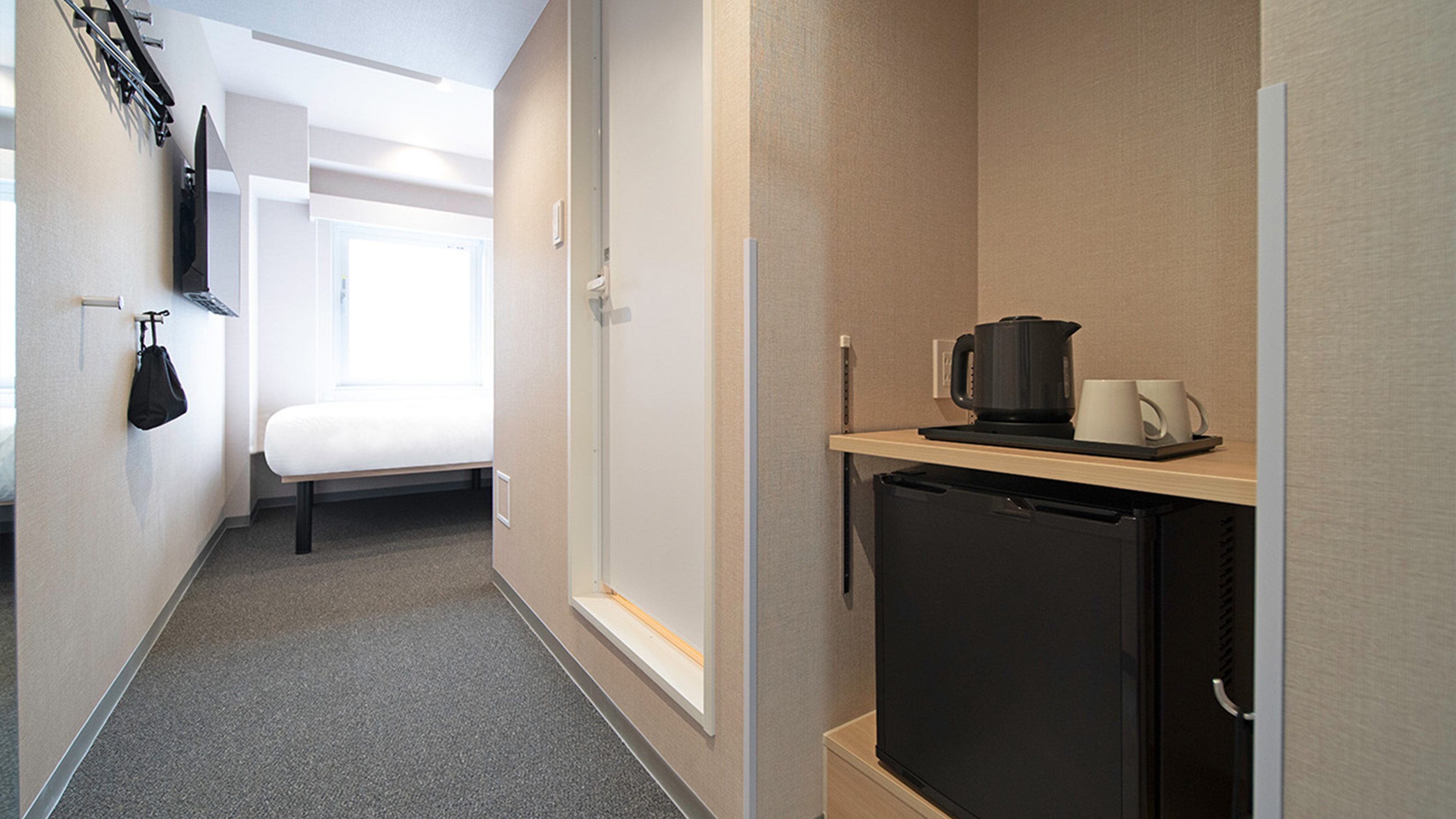 【セミダブルルーム（ユニットバス）/11㎡】