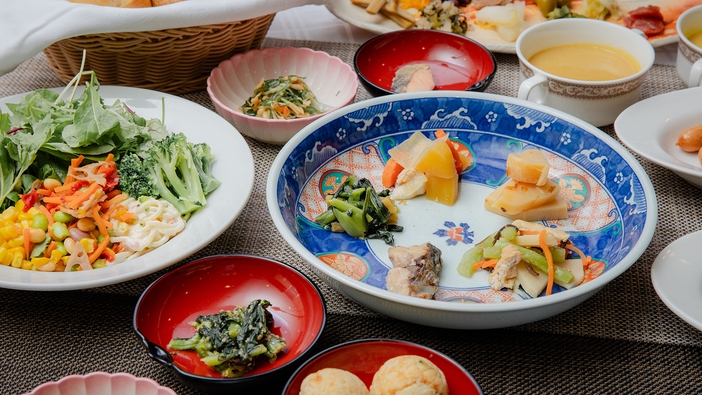 【朝食付】京都の味「おばんざい」を含む和洋食ビュッフェ
