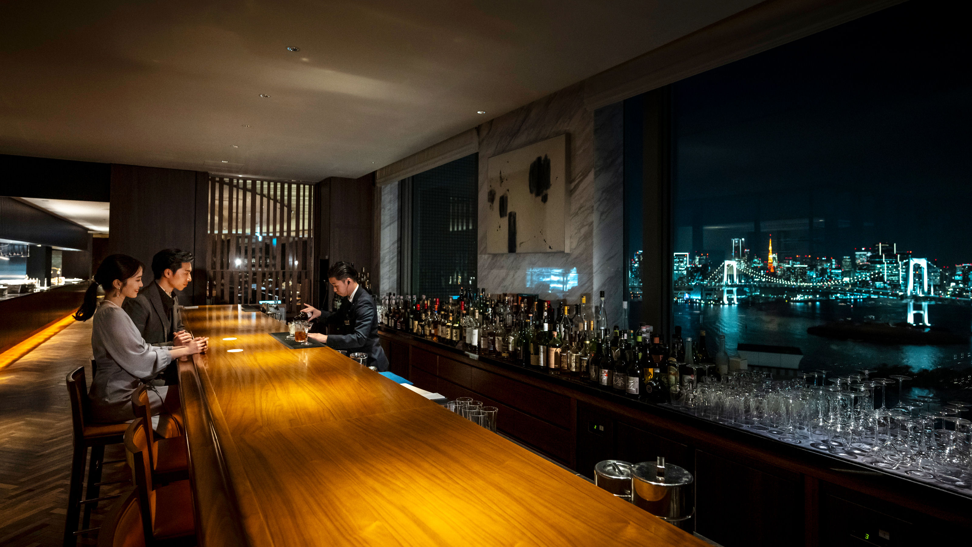 The Bar & Lounge