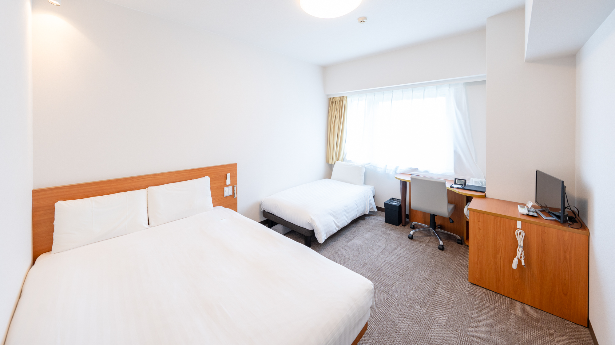 【ダブルルームプラス】2ベッドイメージ