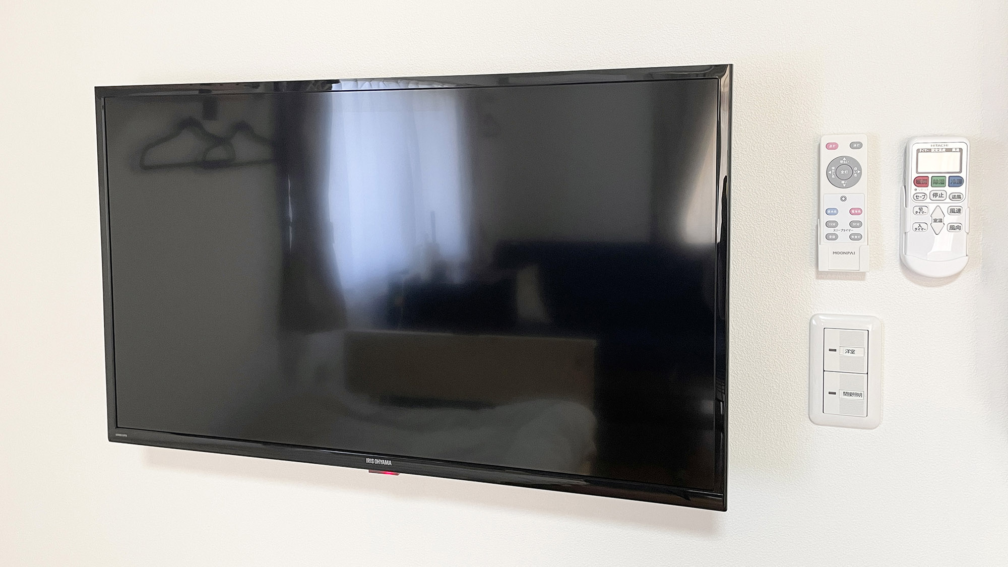 ・【102・テレビ】各部屋に薄型テレビのご用意。お部屋時間も楽しくなりそうです
