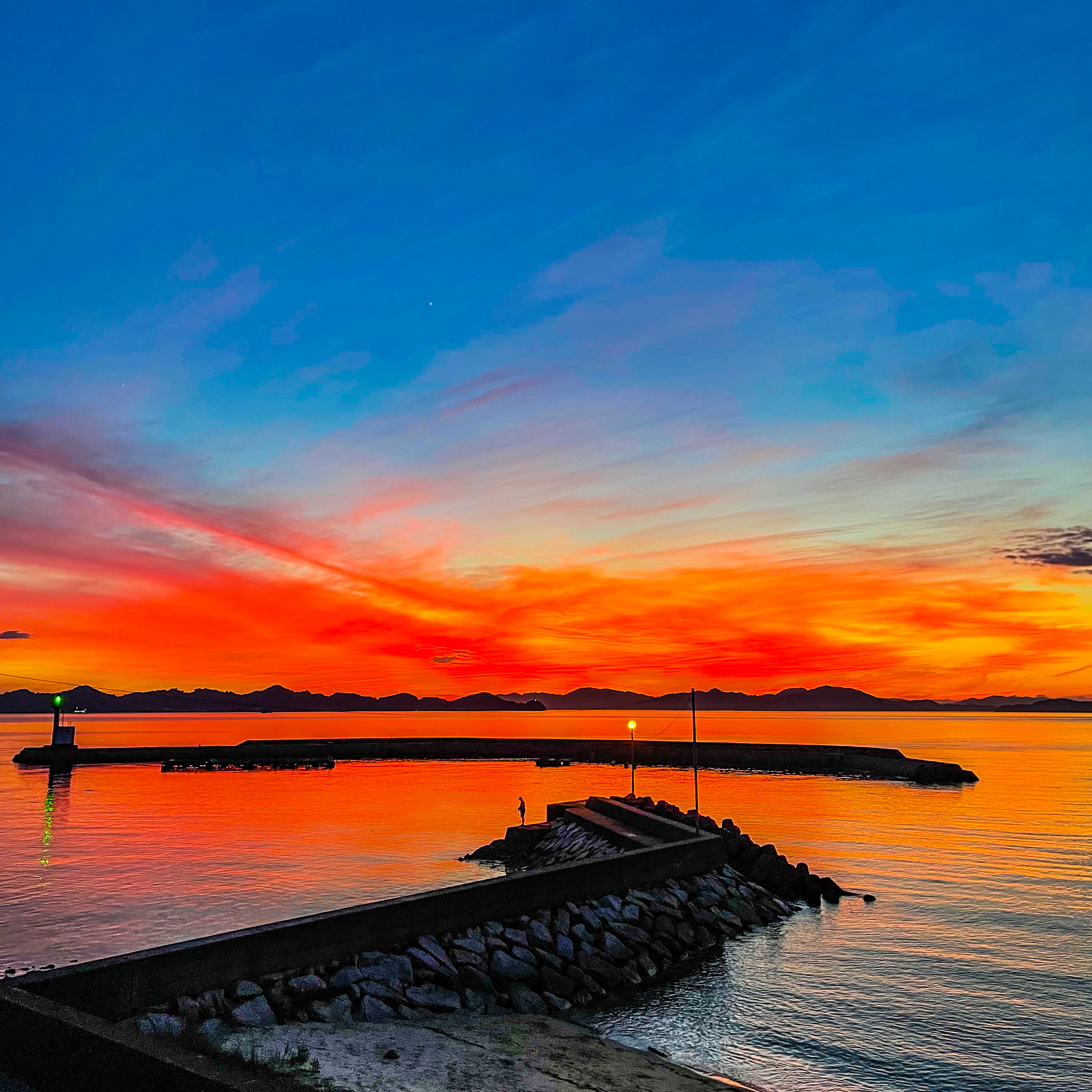 【オーシャンビュー】テラスから望む瀬戸内海（夕日）
