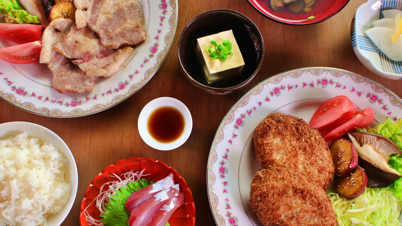 【一泊二食】　こころづくしのお食事付き☆宿泊のお客様限定メニューです！