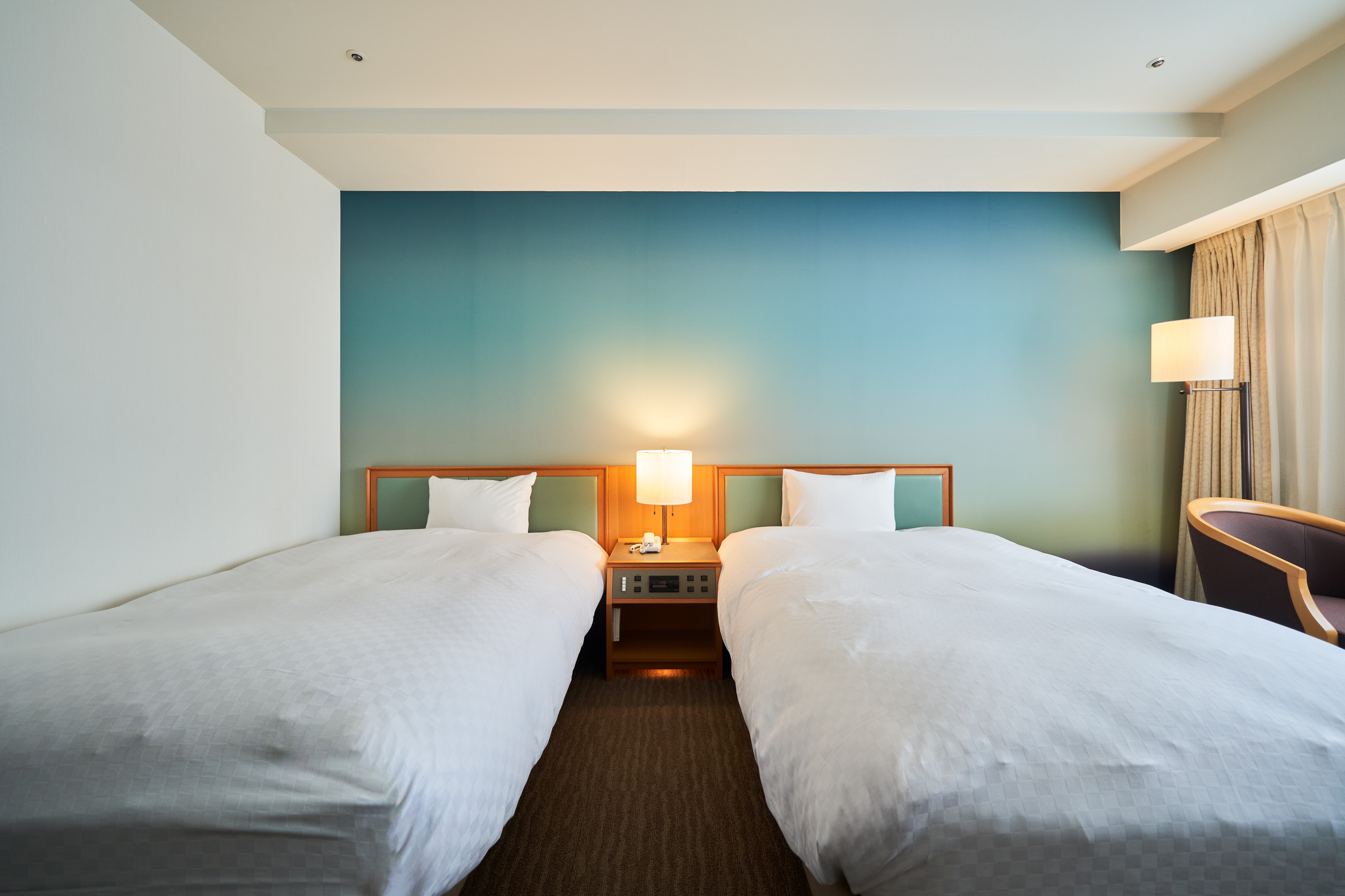 【ツインルーム】ベッド幅120ｃｍセミダブルサイズ完備