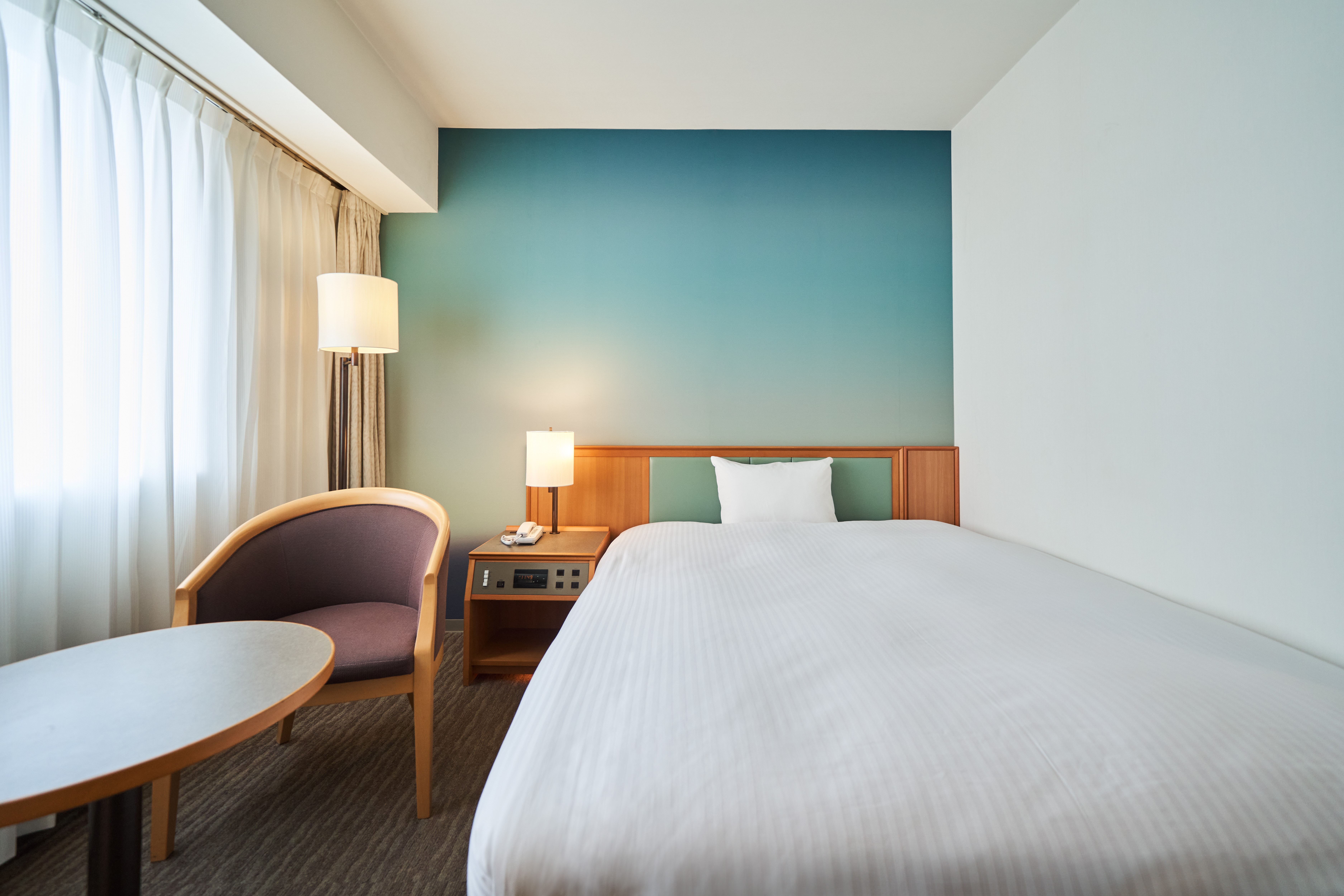 【スタンダードルーム】ベッド幅クイーンサイズ160ｃｍ完備