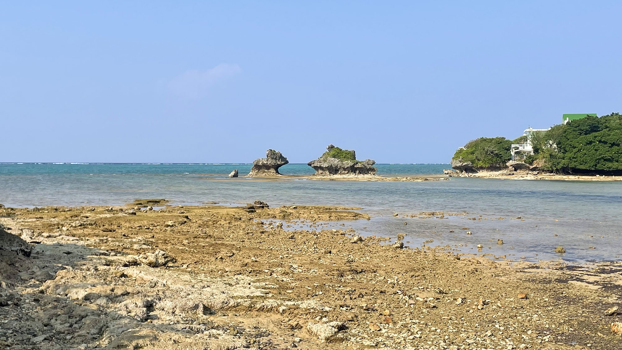 【早期割60・10％OFF】 沖縄旅行を計画中の方へ！60日前までの予約でお得に泊まれます♪〈素泊〉