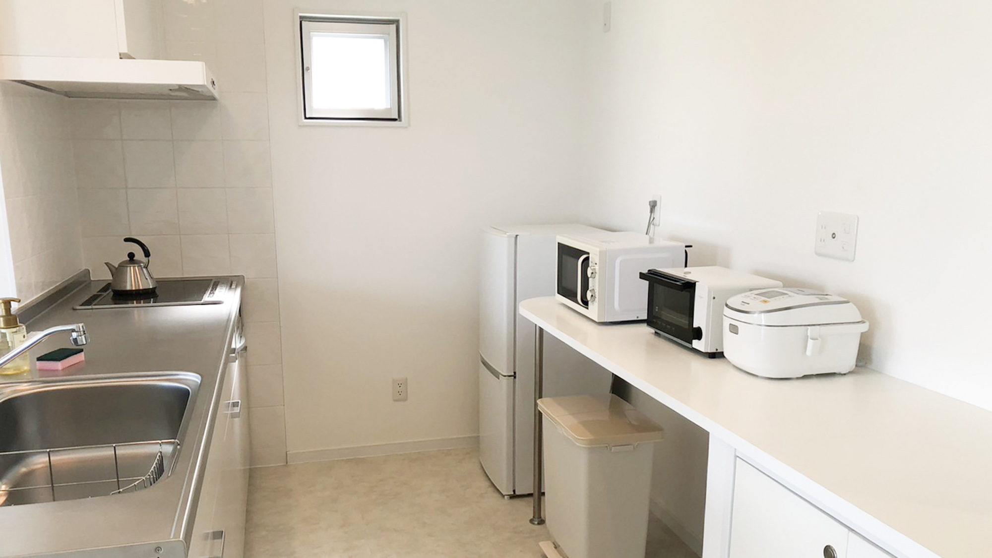 ・【101：キッチン】冷蔵庫・電子レンジ・トースター・炊飯器等を完備