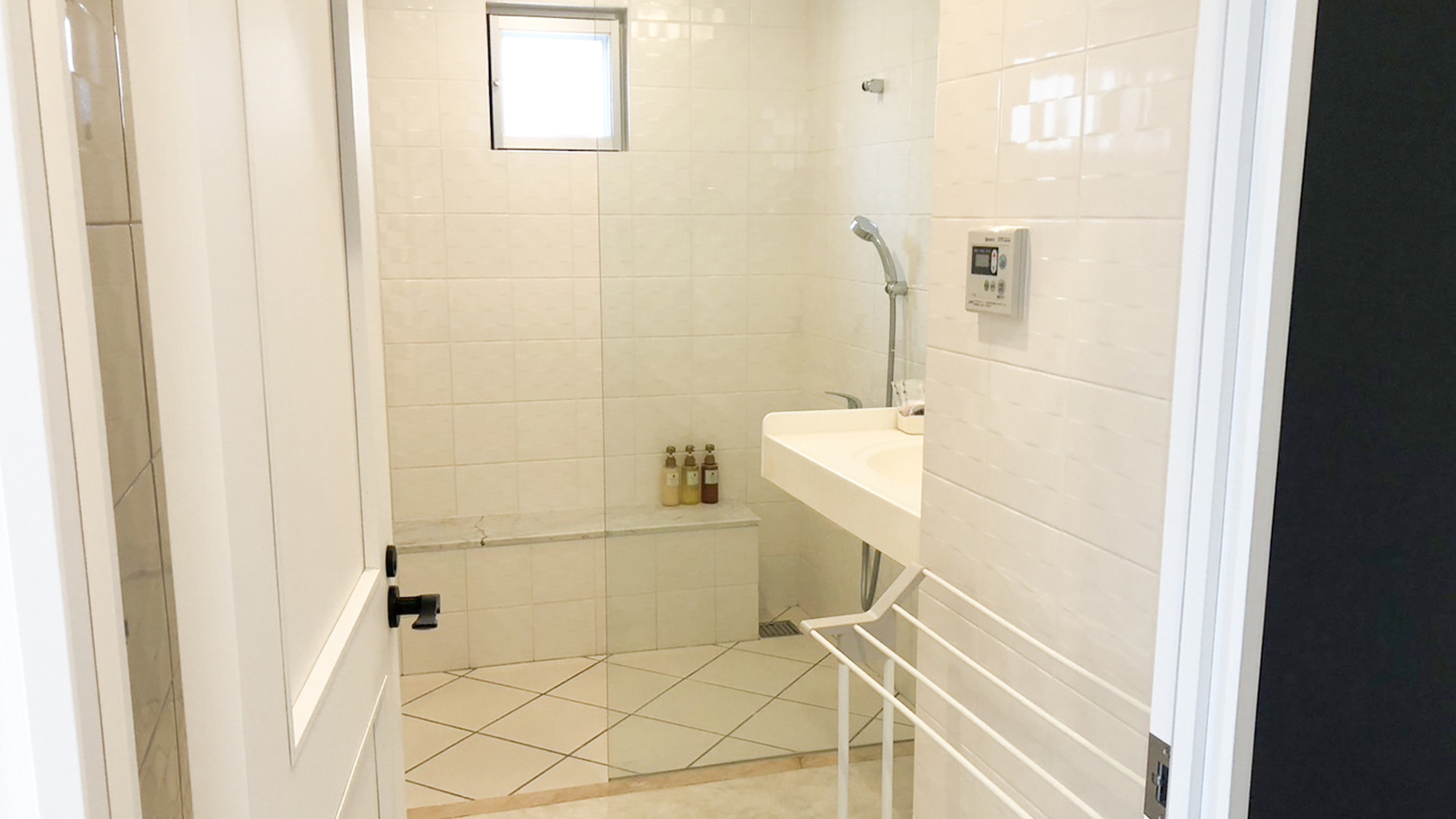 ・【101：シャワールーム】シャンプー・コンディショナー・ボディーソープを完備