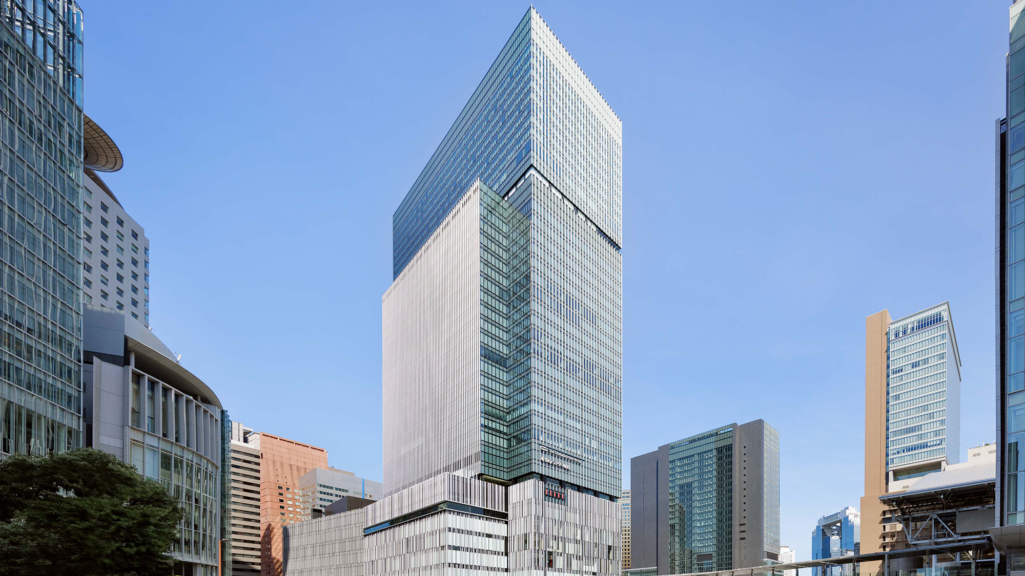 THE OSAKA STATION HOTEL, Autograph Collection(外観)