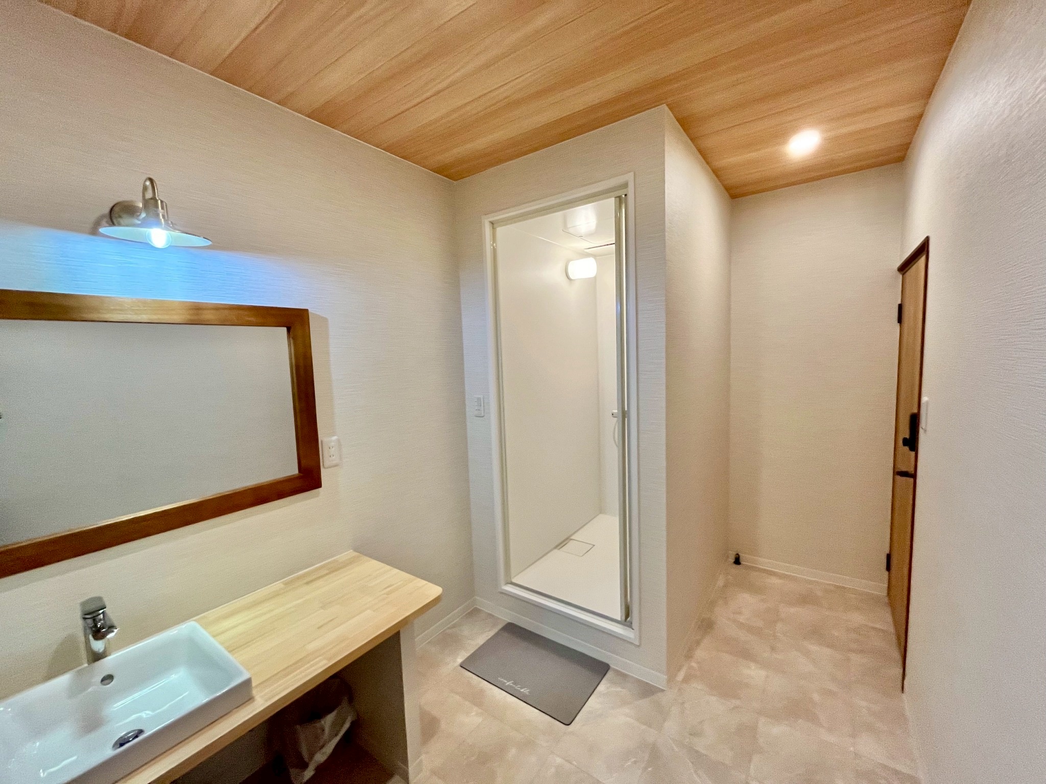 女性用シャワールーム