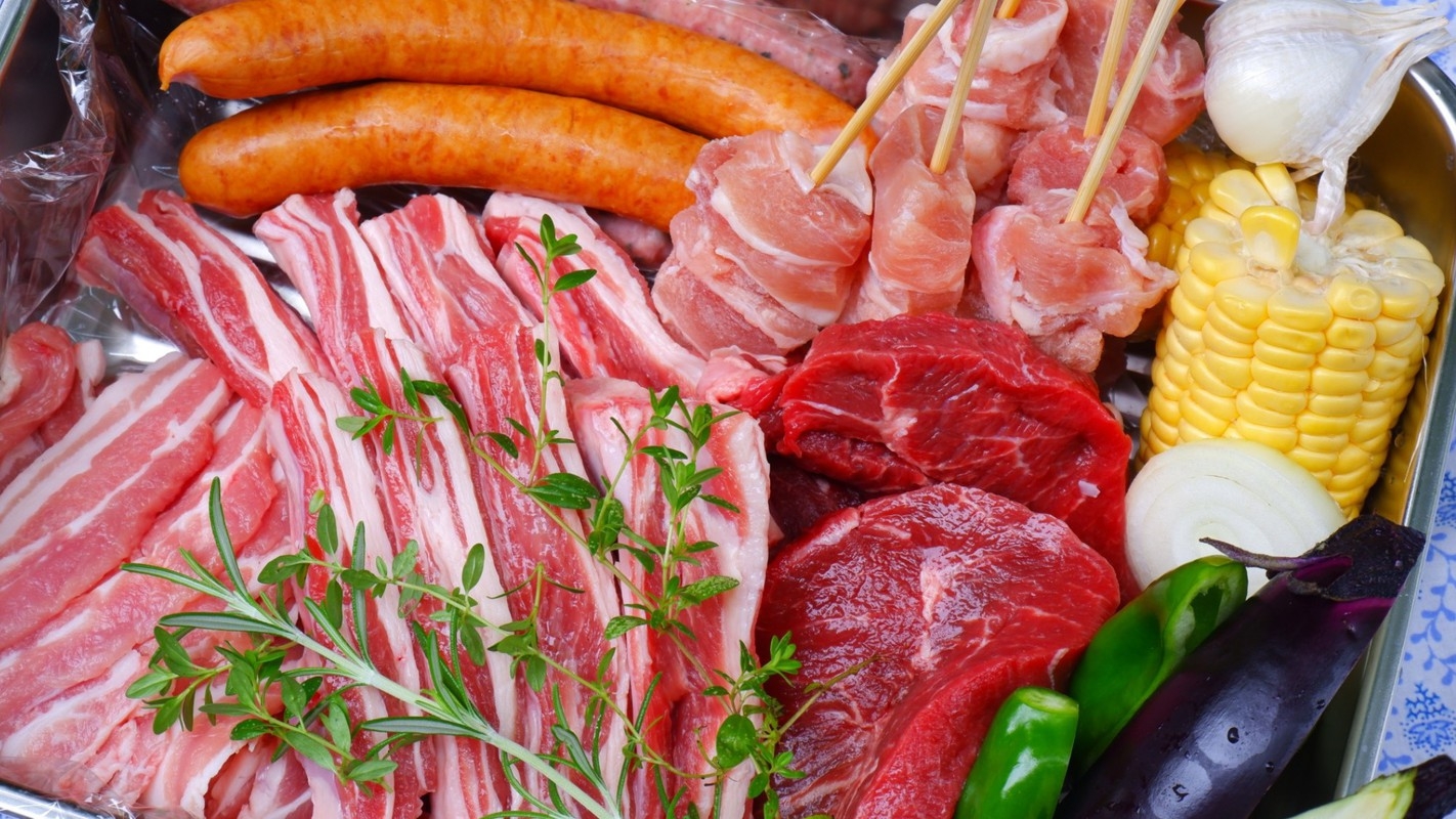 【2連泊限定BBQ付】石垣のお肉や地元野菜や島焼きそばなど石垣の「島」を感じるBBQ食事付プラン