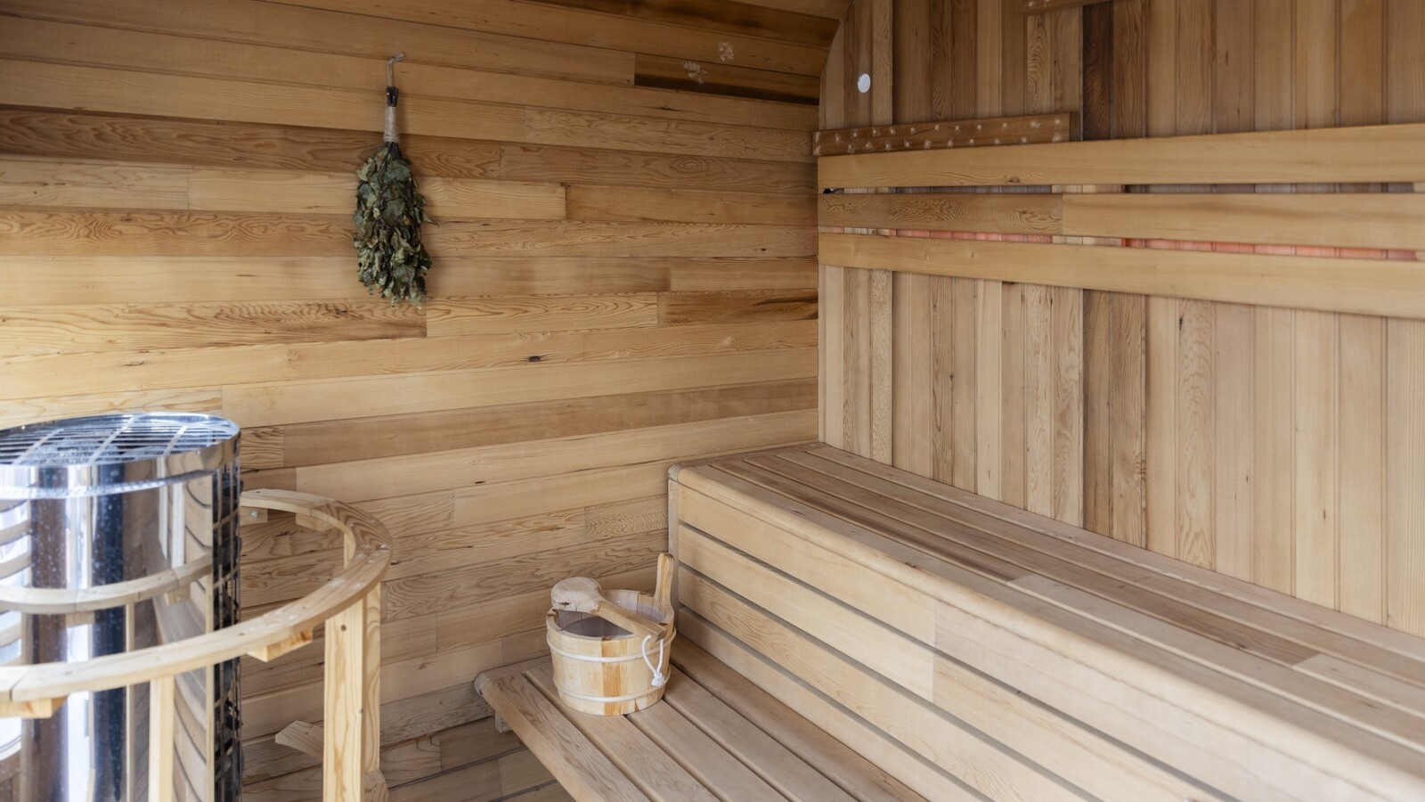 【サウナイキタイ】オーシャンビューの屋上バレルサウナ×外気浴で”ととのう”特典付サウナステイ♪