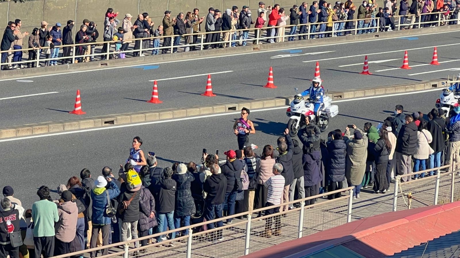 箱根駅伝は屋上から応援できます！