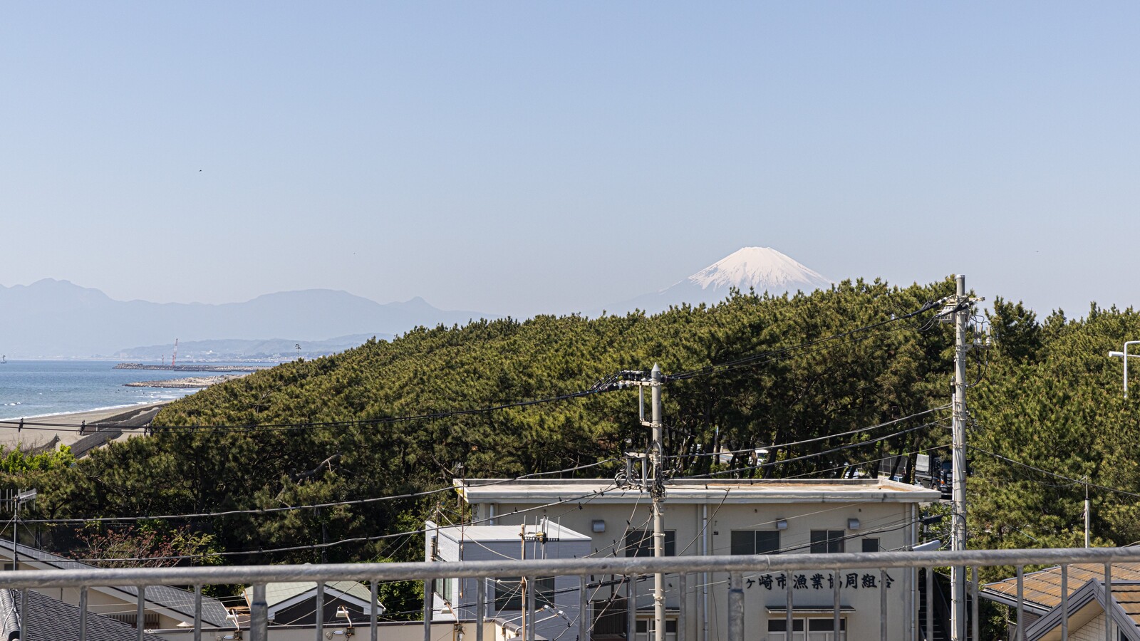 屋上から見える富士山
