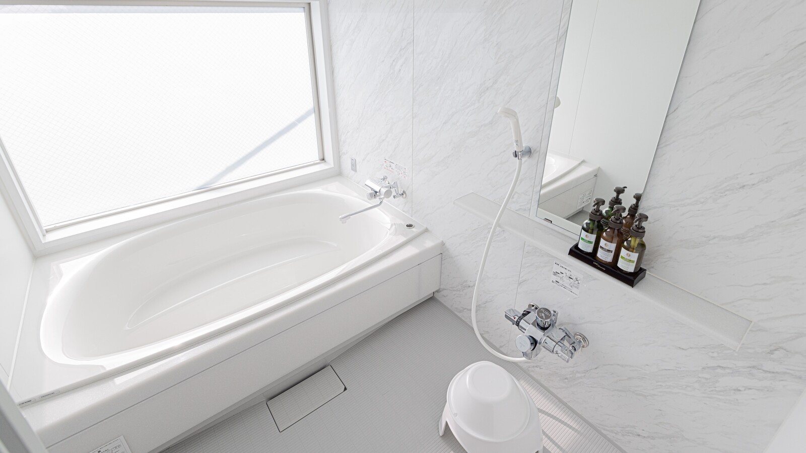 ＜301室　Fuji＞バスルーム