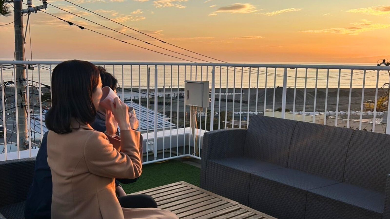 夕暮れどきの、ちょっと贅沢なおしゃべり時間