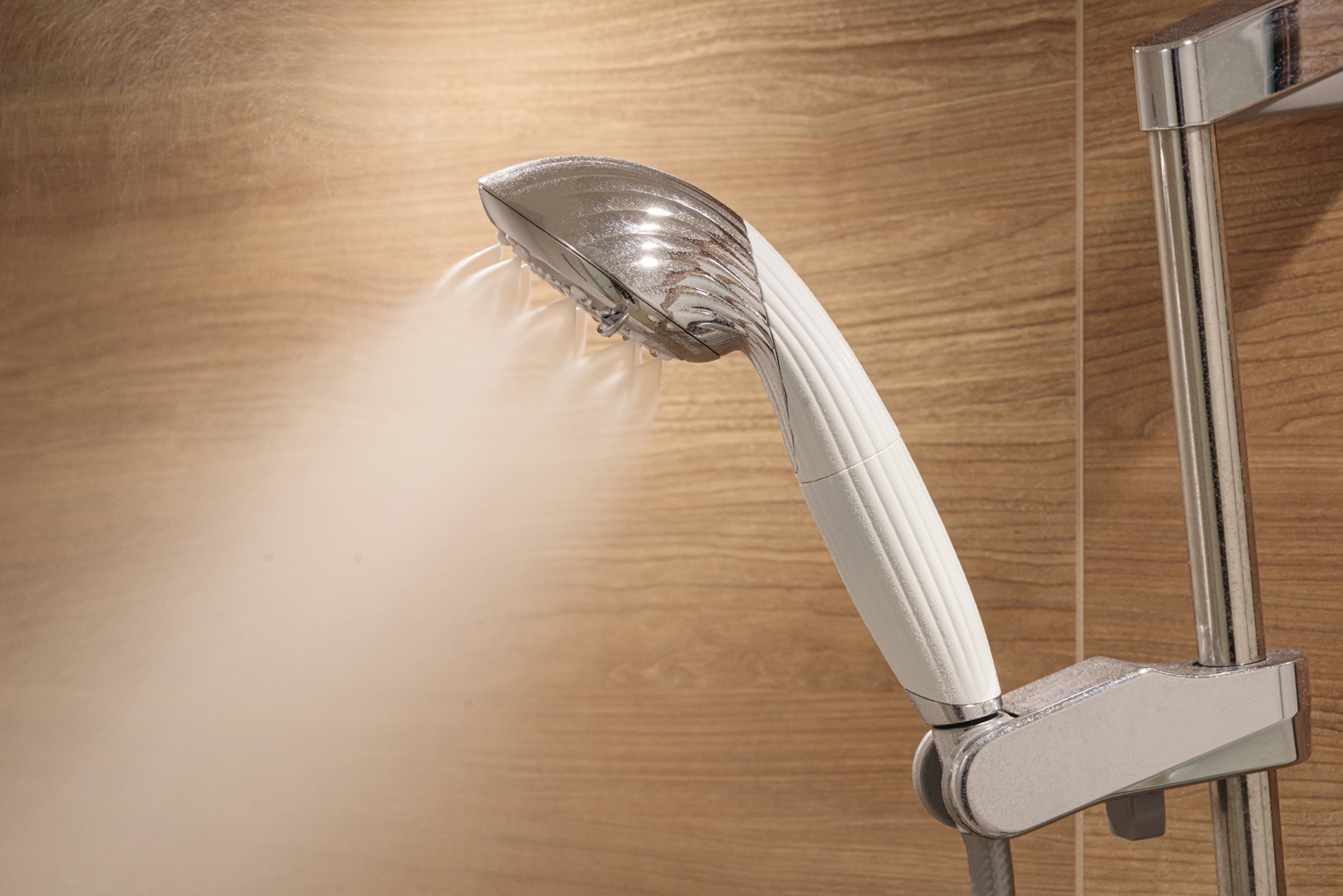 全室リファシャワーヘッド採用