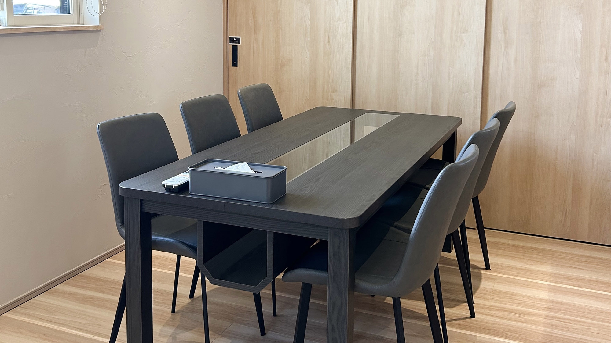 【冬旅しまね】【朝食付・4名様利用】人気のパン屋さんの洋朝食を出来立てお届け！お部屋でモーニング