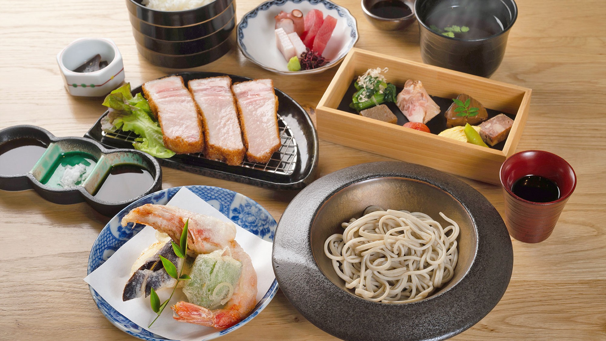【昼食（やまみち紀州蔵のランチごぜん＿天ぷらセット）】　※オーナーが経営、調理している飲食店での昼食