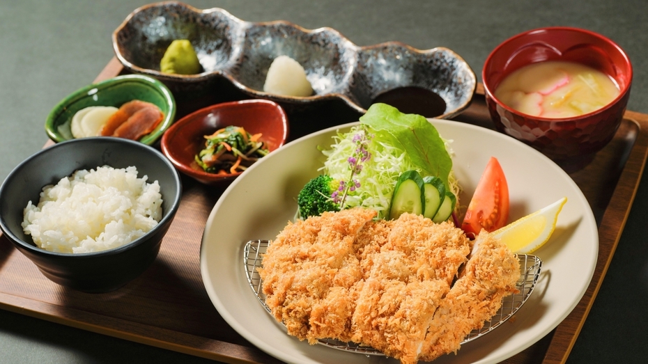 【ディナー付き】選べるセットメニュー○2階RESTAURANT 17CLUB