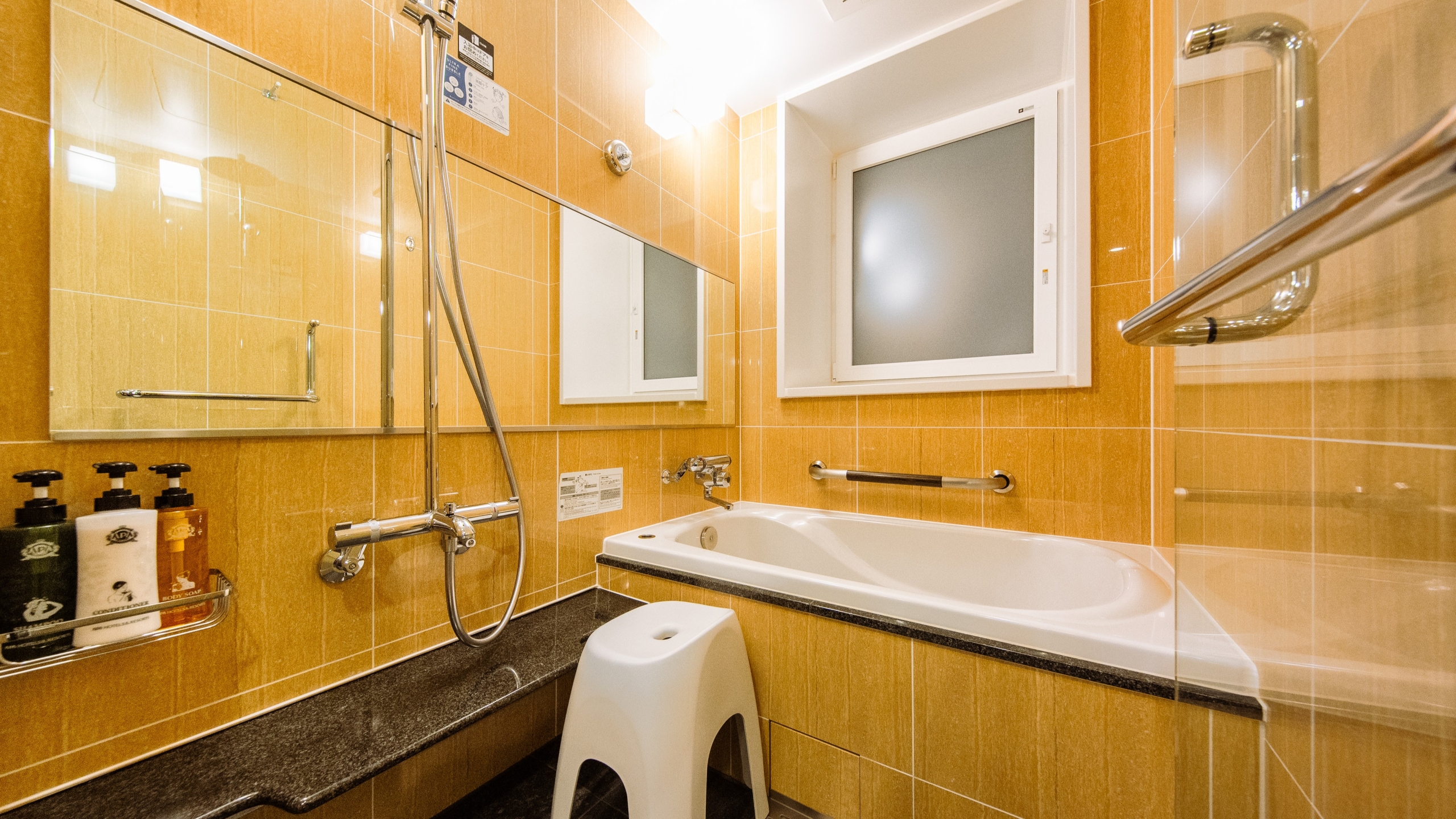 デラックスツインルーム　バスルーム