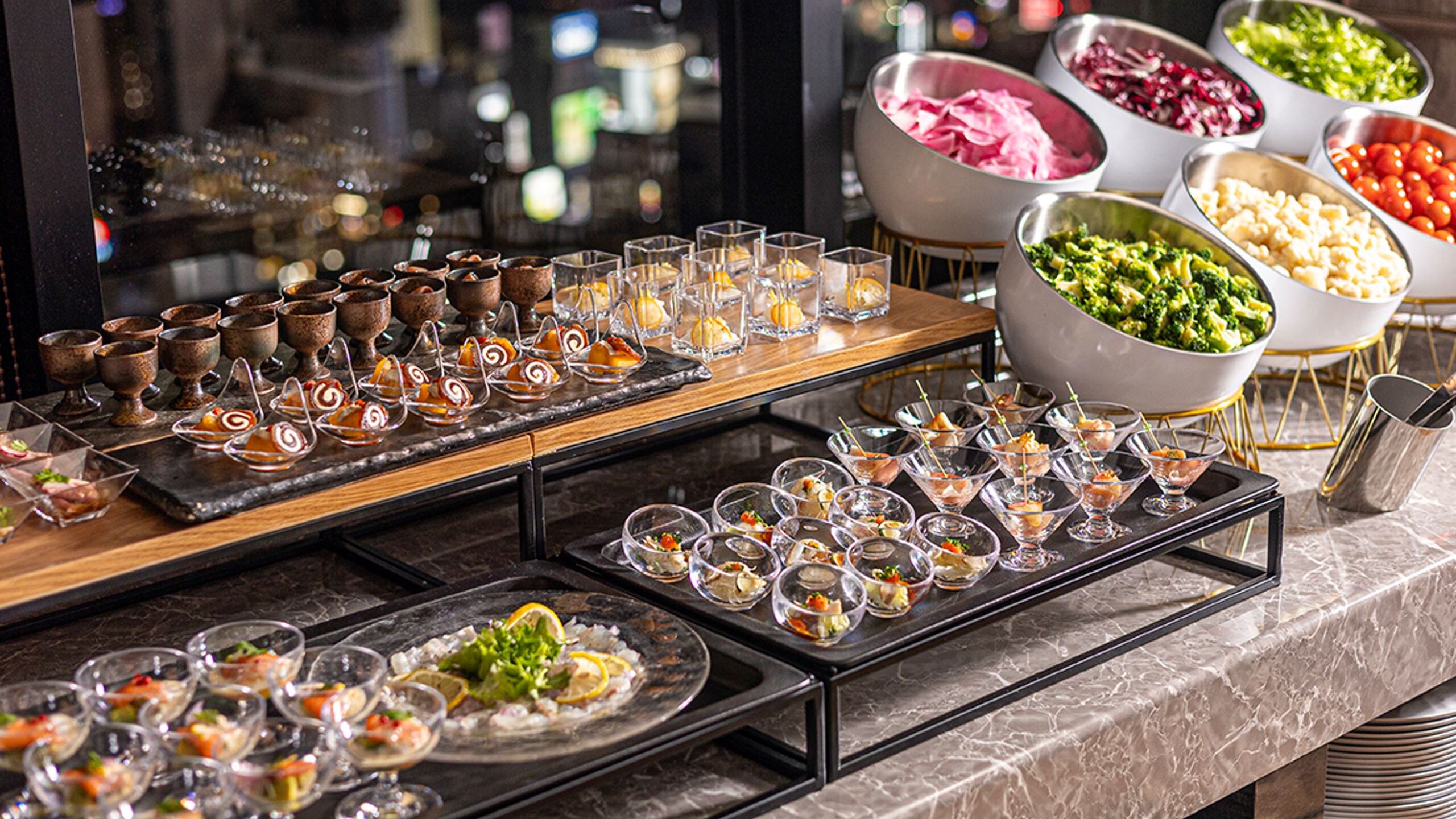 40階　SKY DINING UOMAN