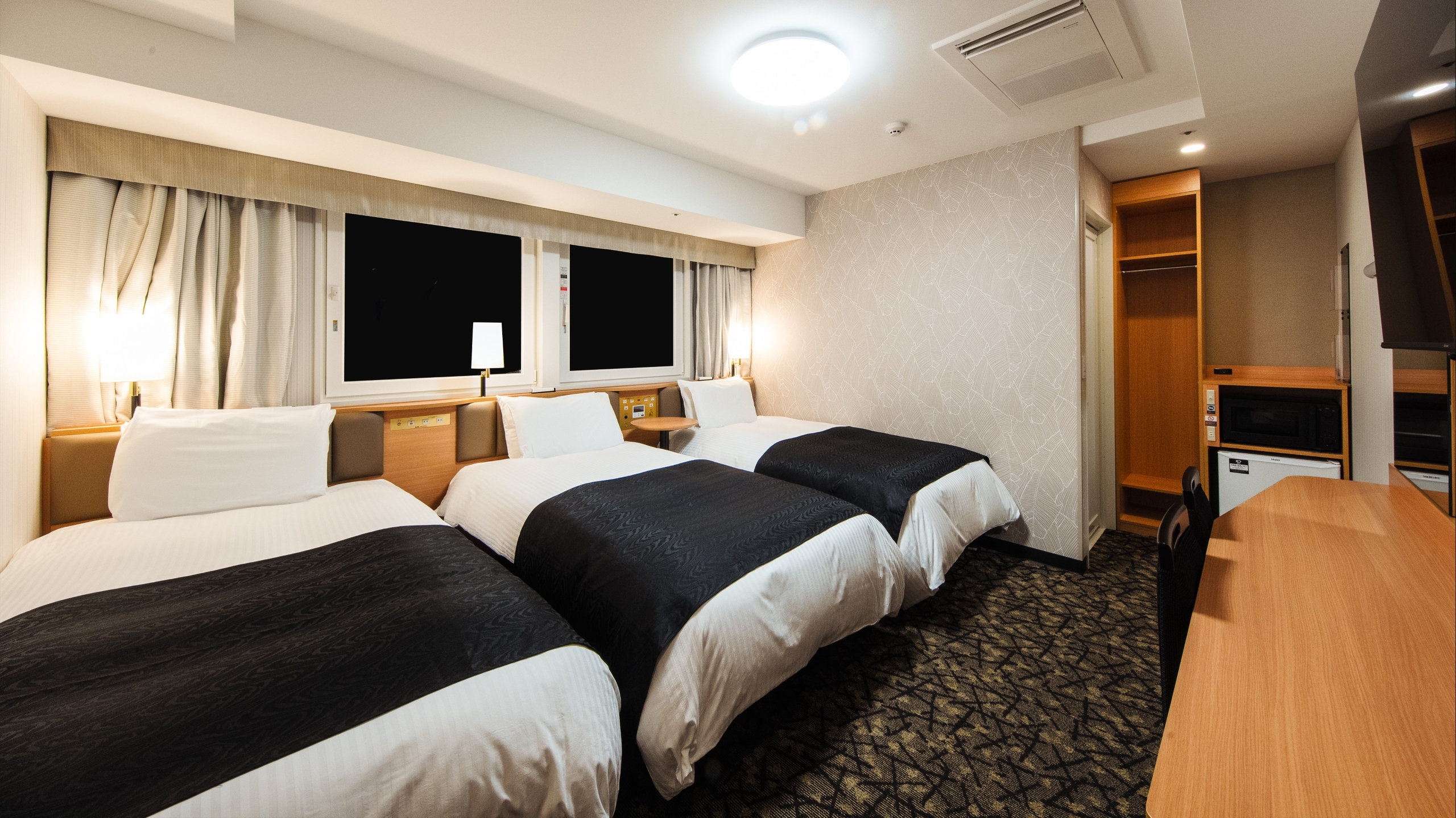 トリプルルーム