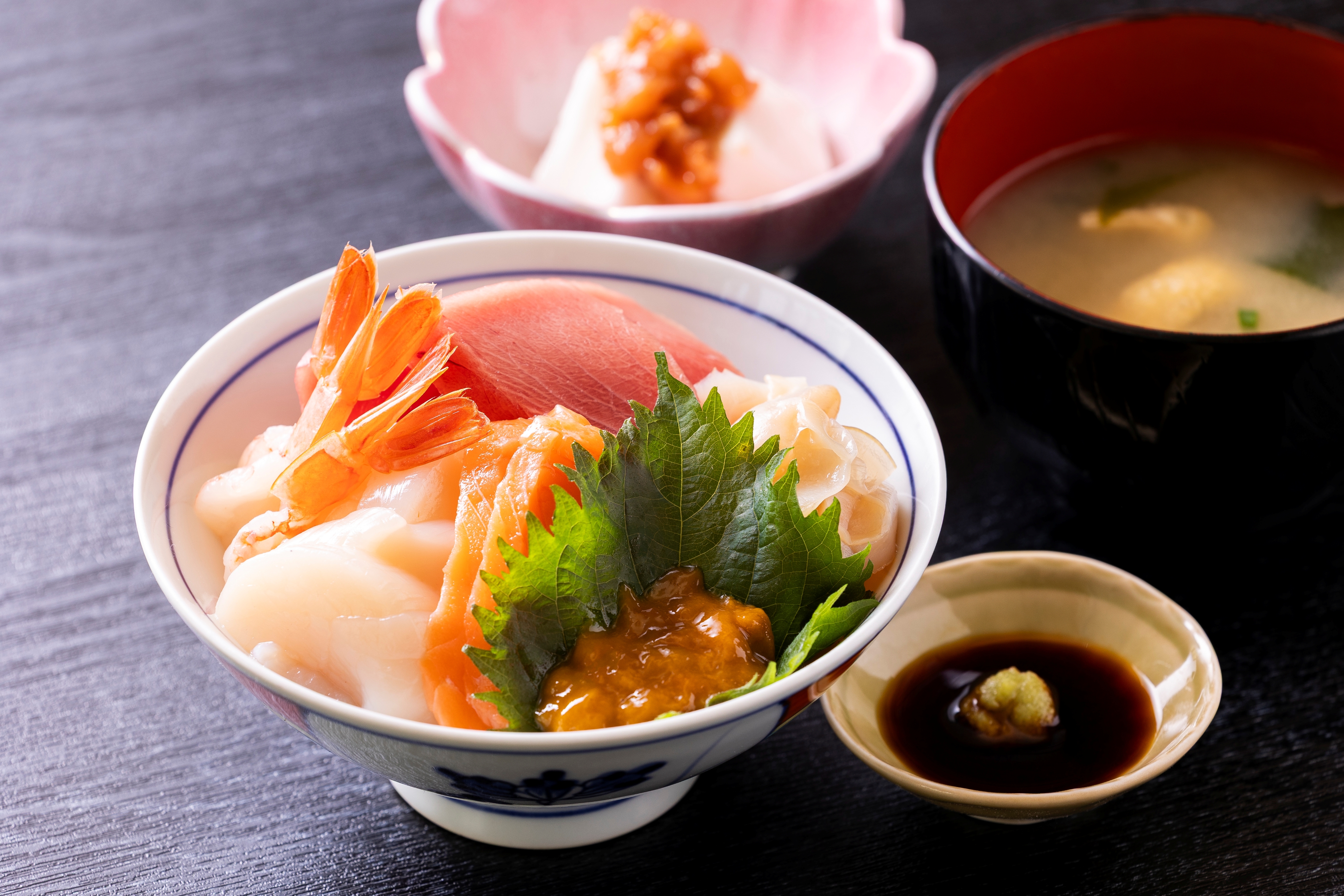 夕食メニュー(一例)