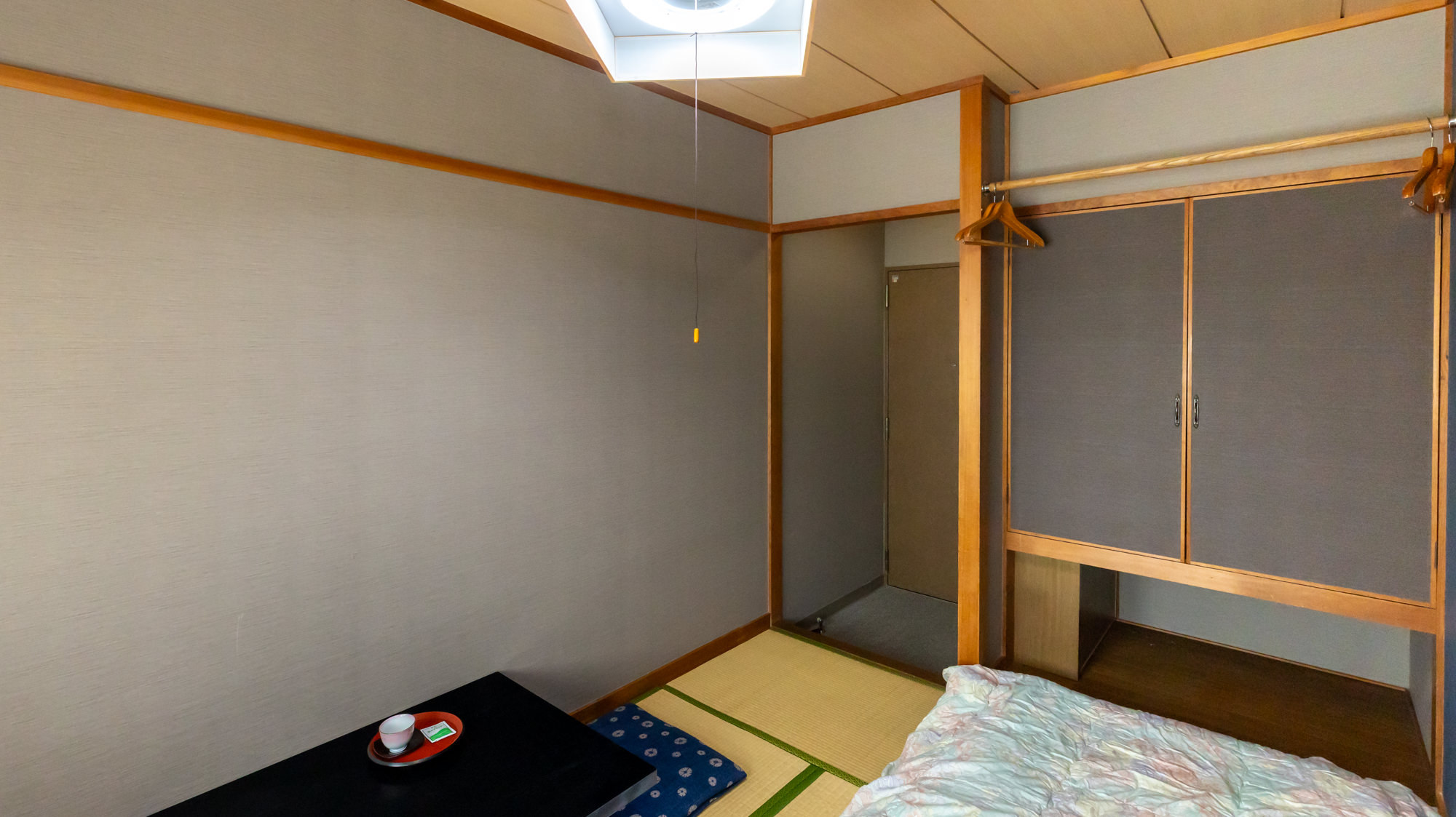【禁煙】和室8帖　ツイン(バス・トイレ共用)