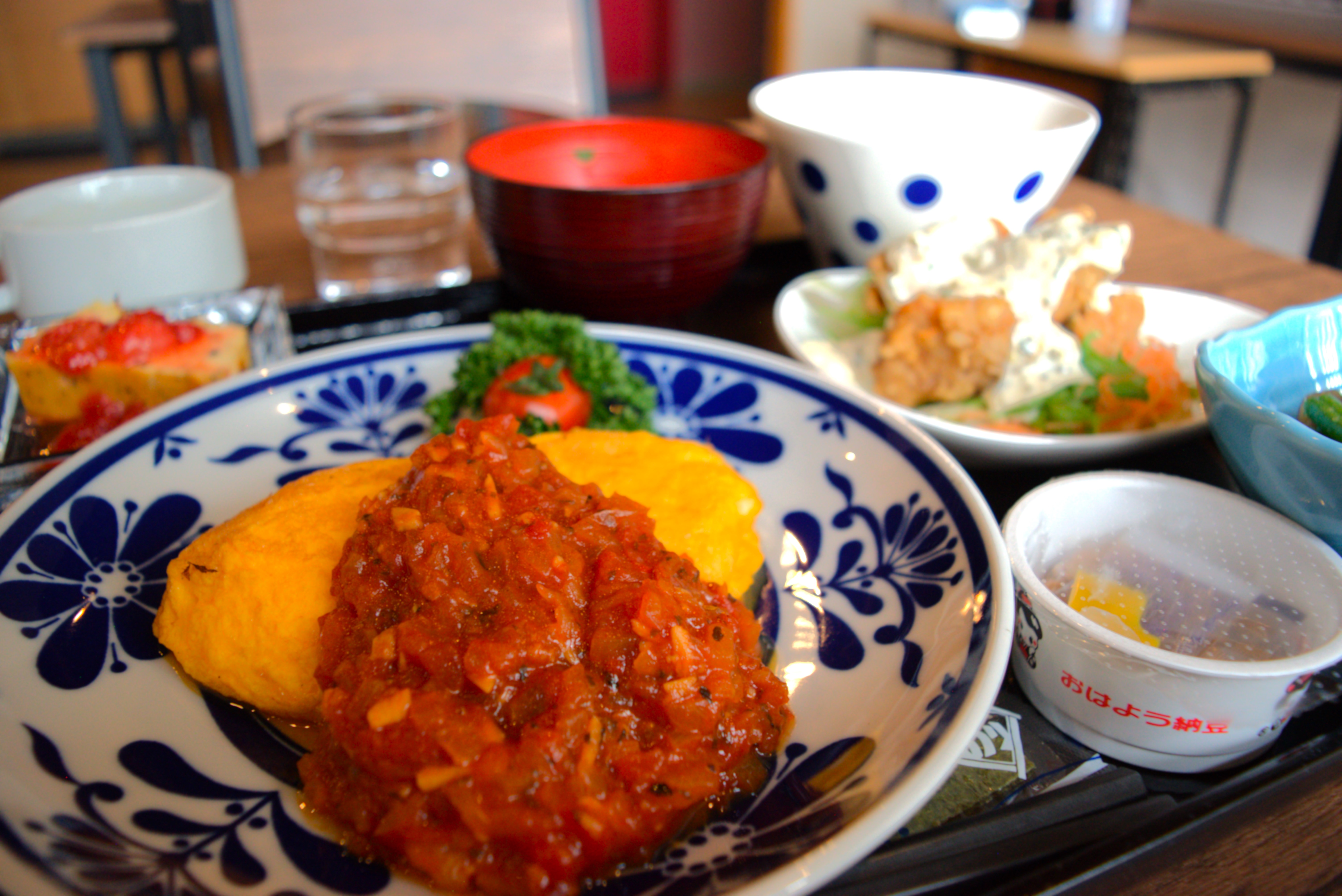 無料朝食（一例）オーナーこだわりの日替わりメニュー